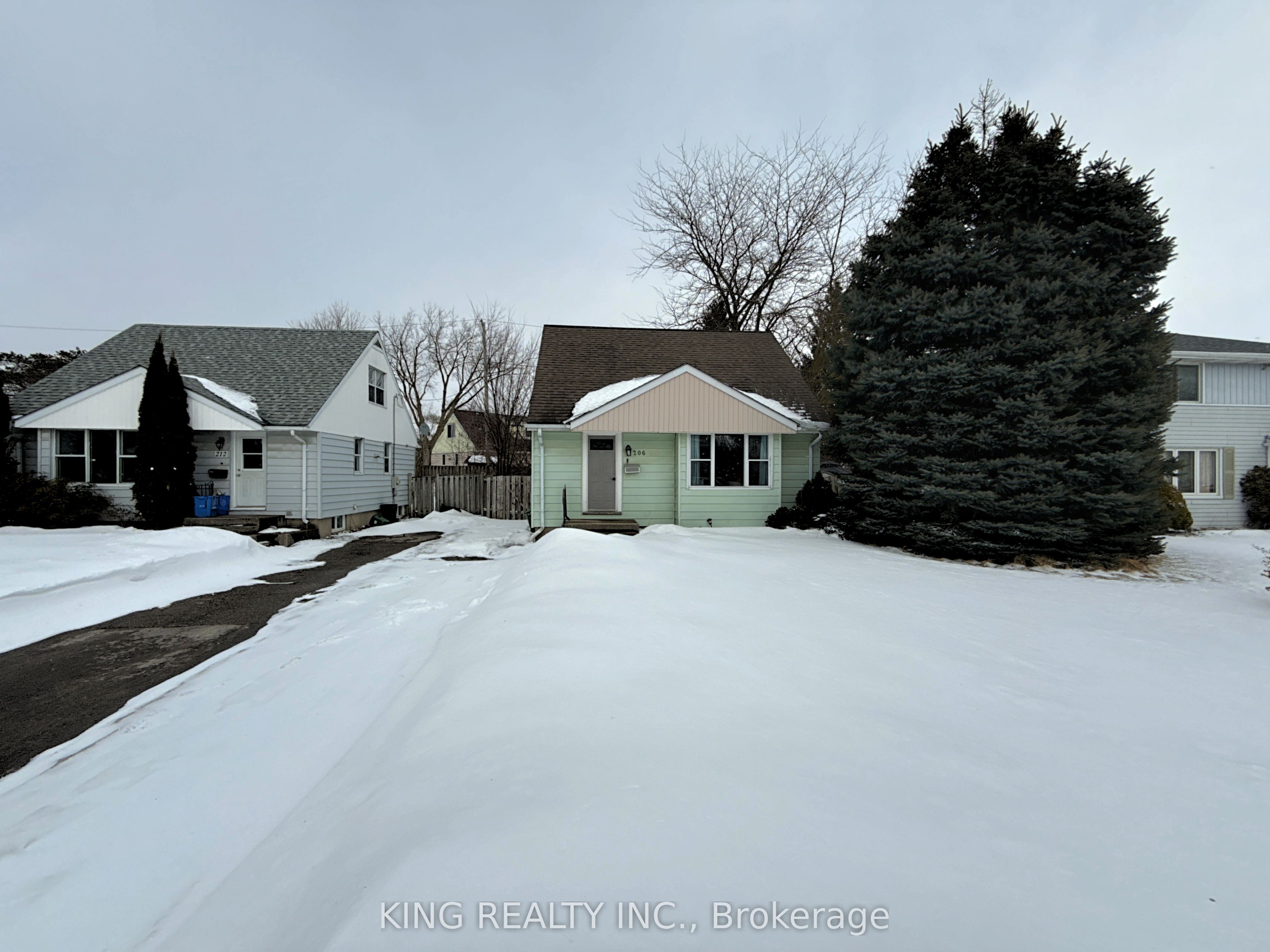 206 Rhine Avenue Property Photo 1