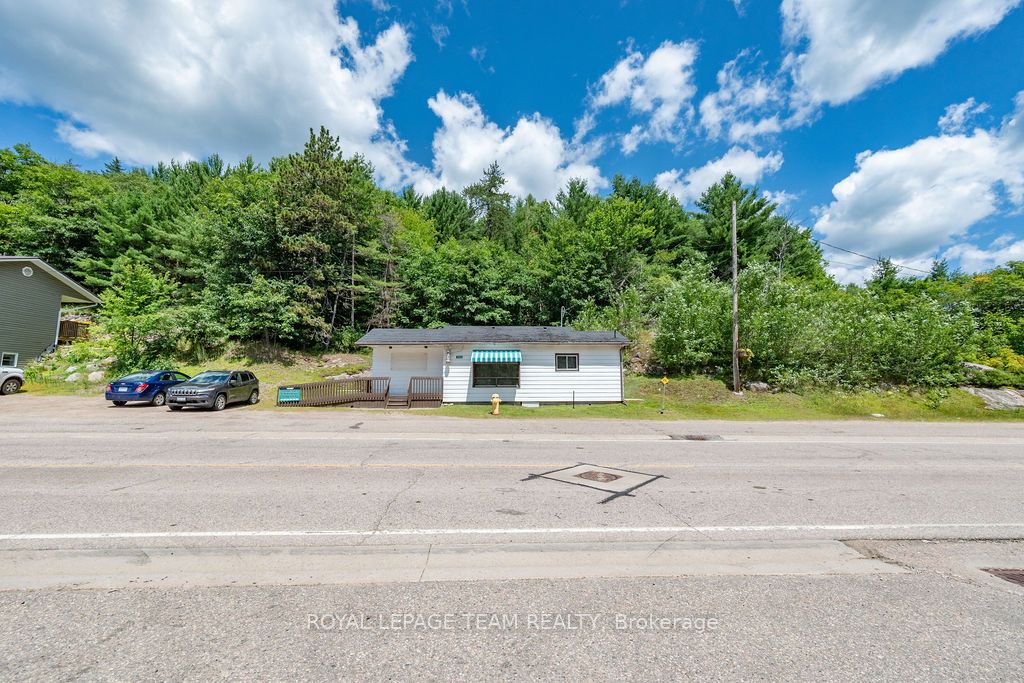 19666 Opeongo Line N Property Photo 1