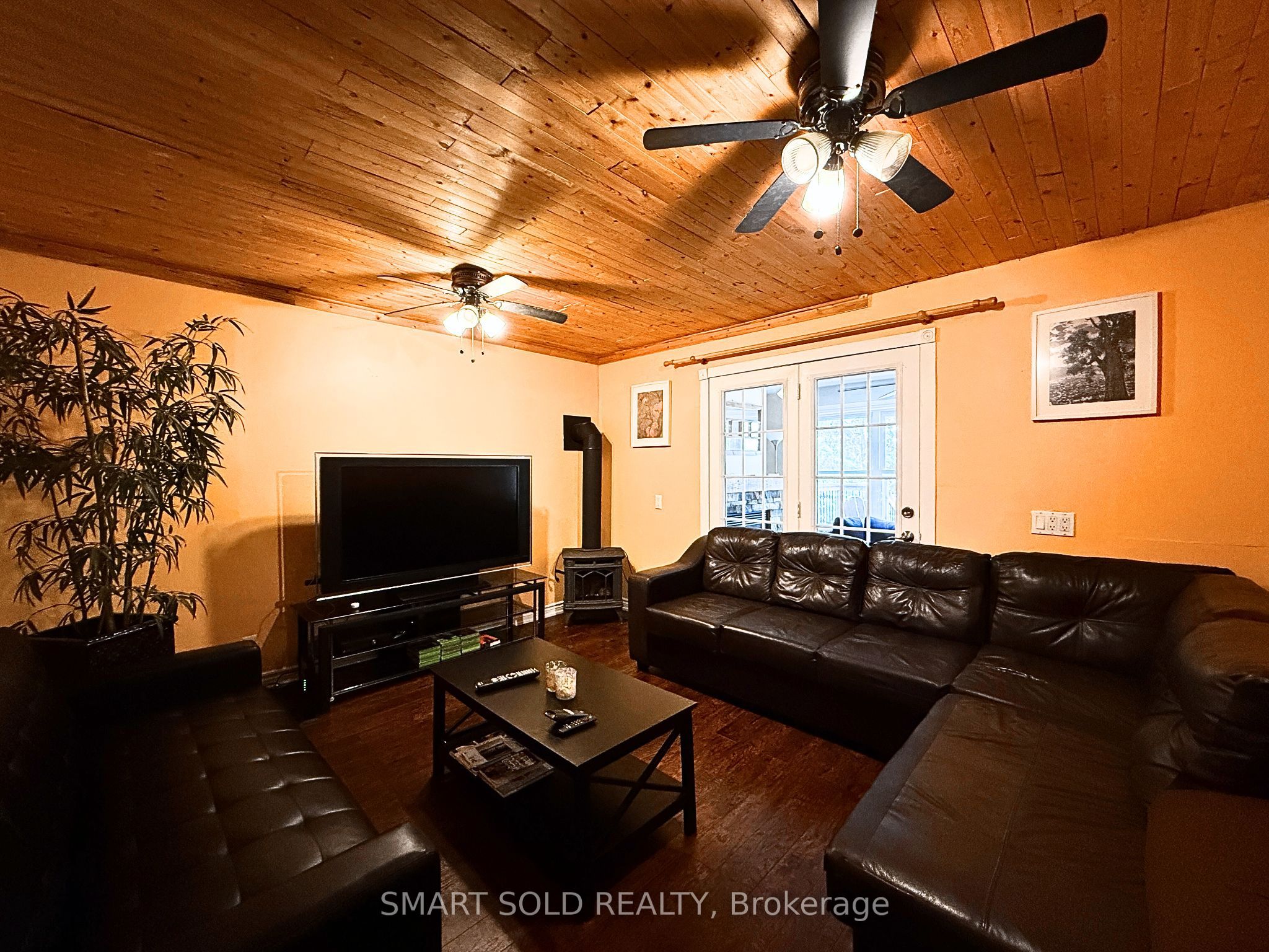 105 Muskoka Glens Cottage Road Property Photo 12