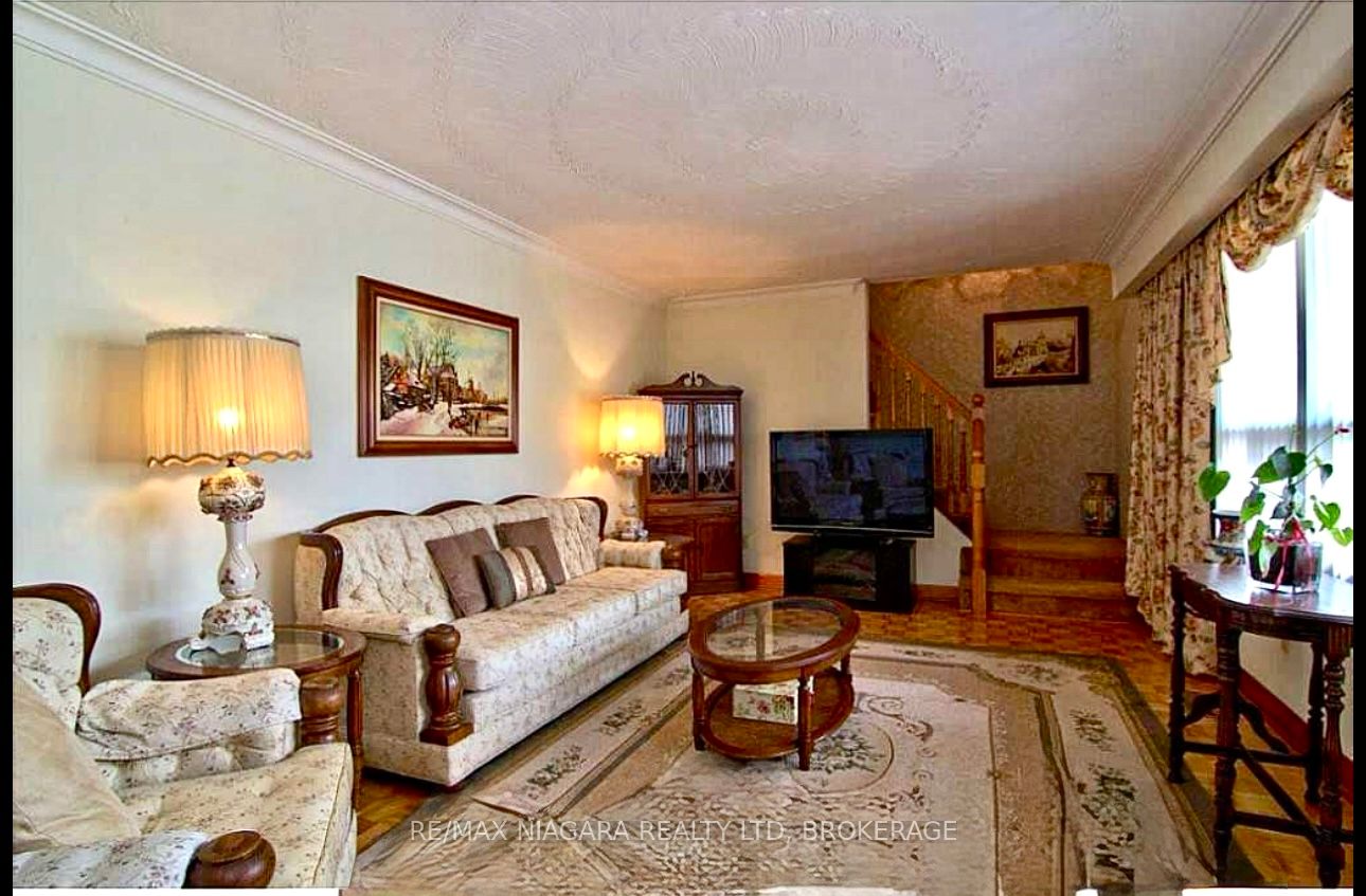 6020 Althea Street Property Photo 2