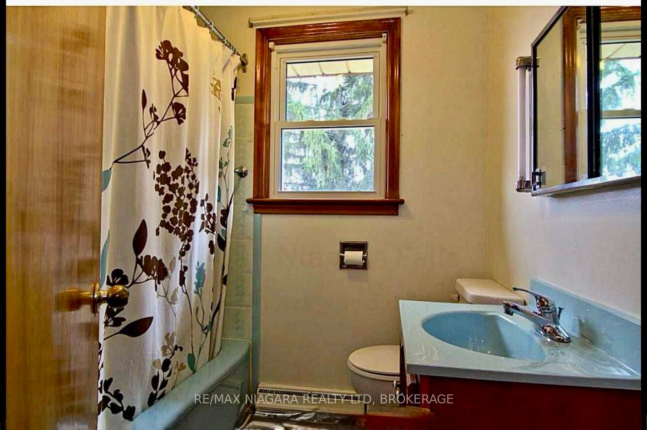 6020 Althea Street Property Photo 4