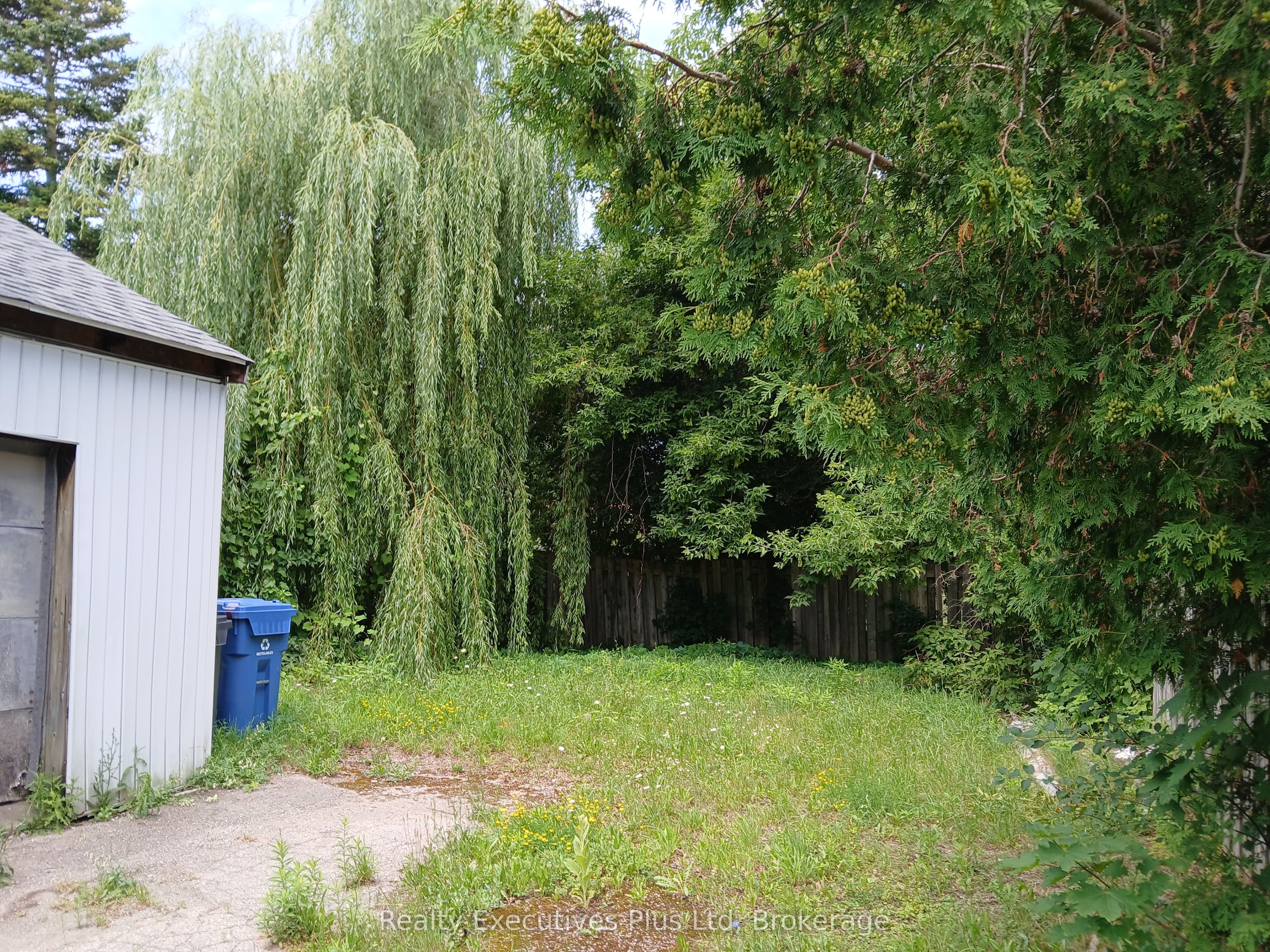 X12301535 Property Photo 1