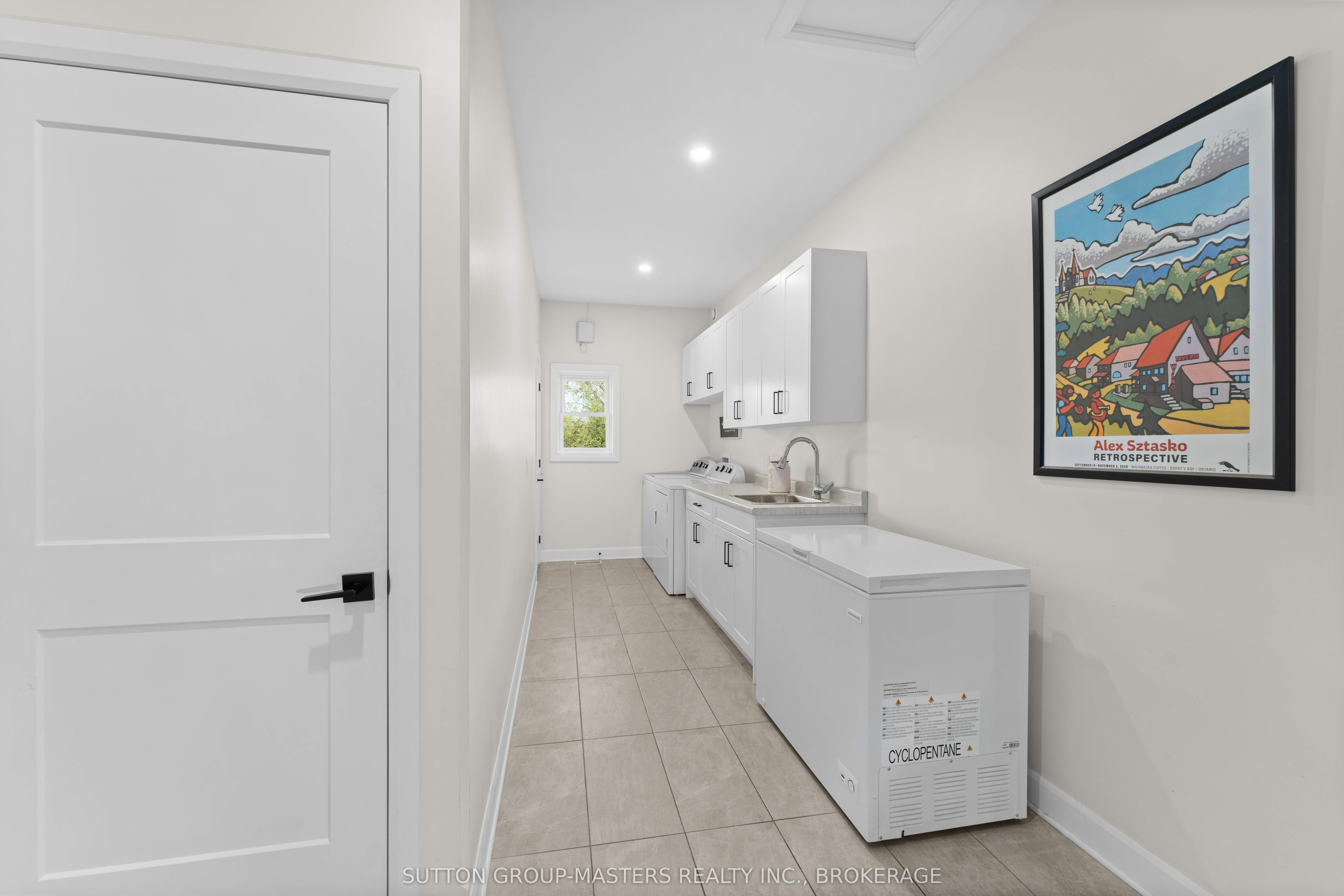 6909 Battersea Road Property Photo 31