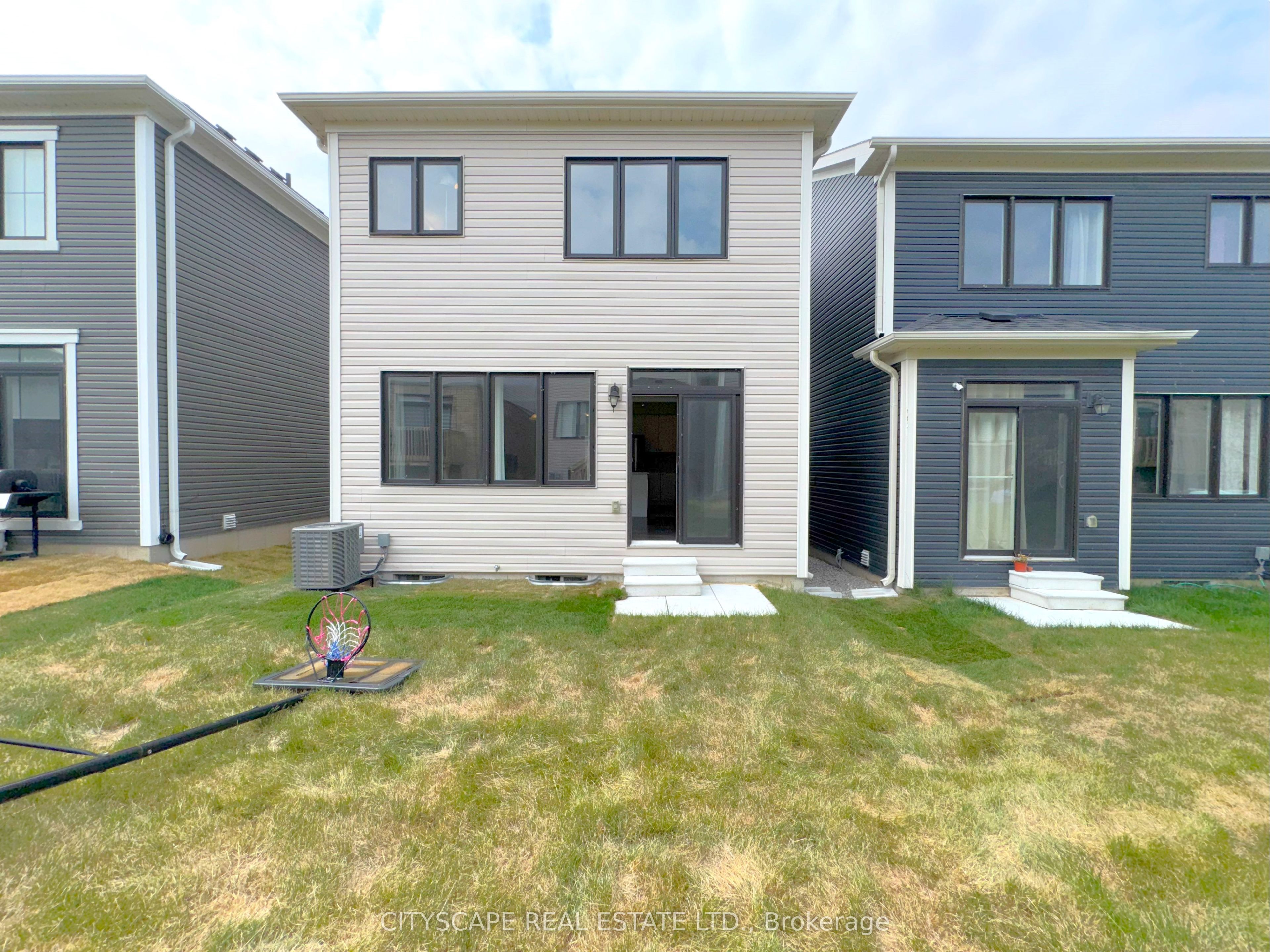 33 Basswood Crescent Property Photo 41