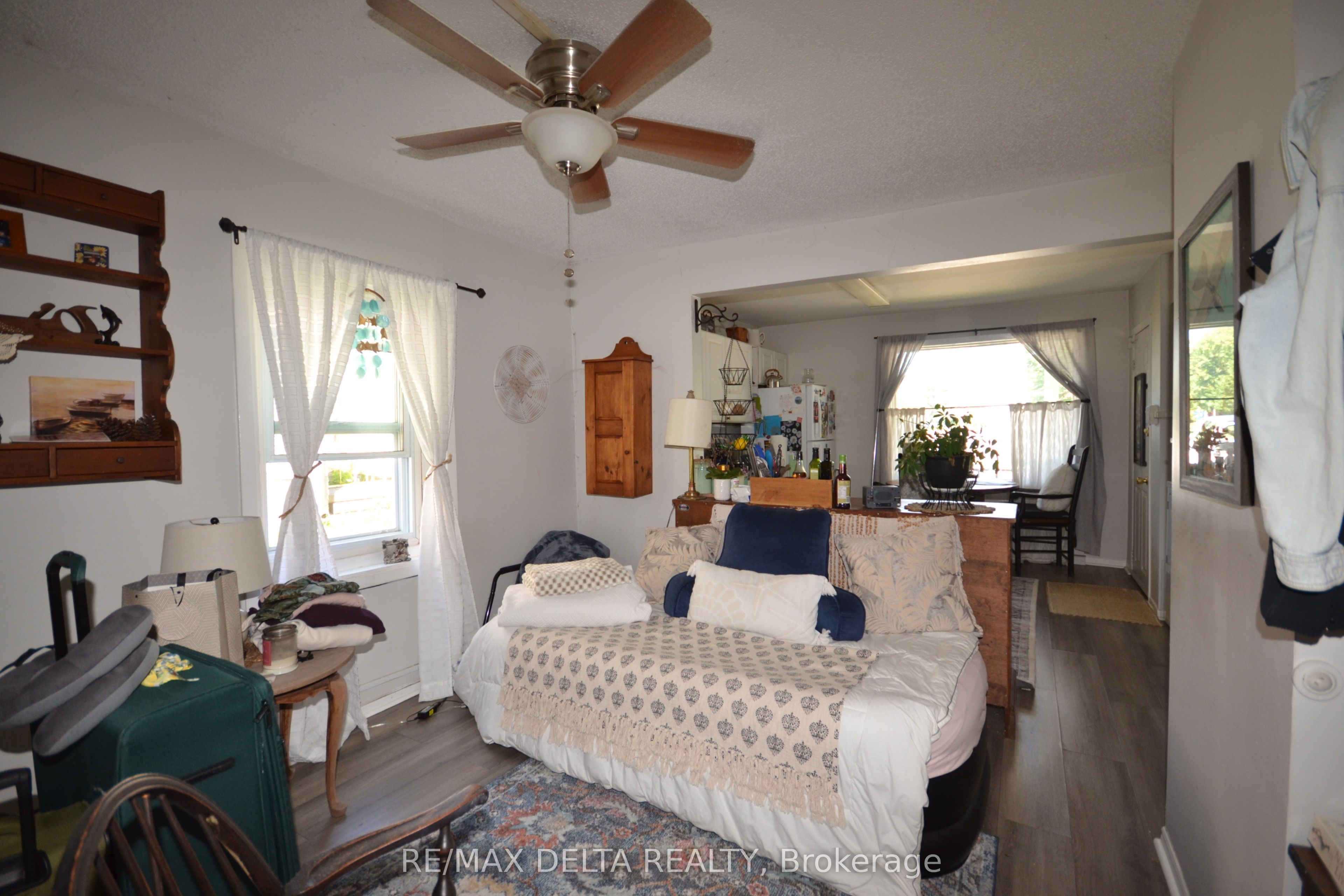 3766 Champlain Street Property Photo 4