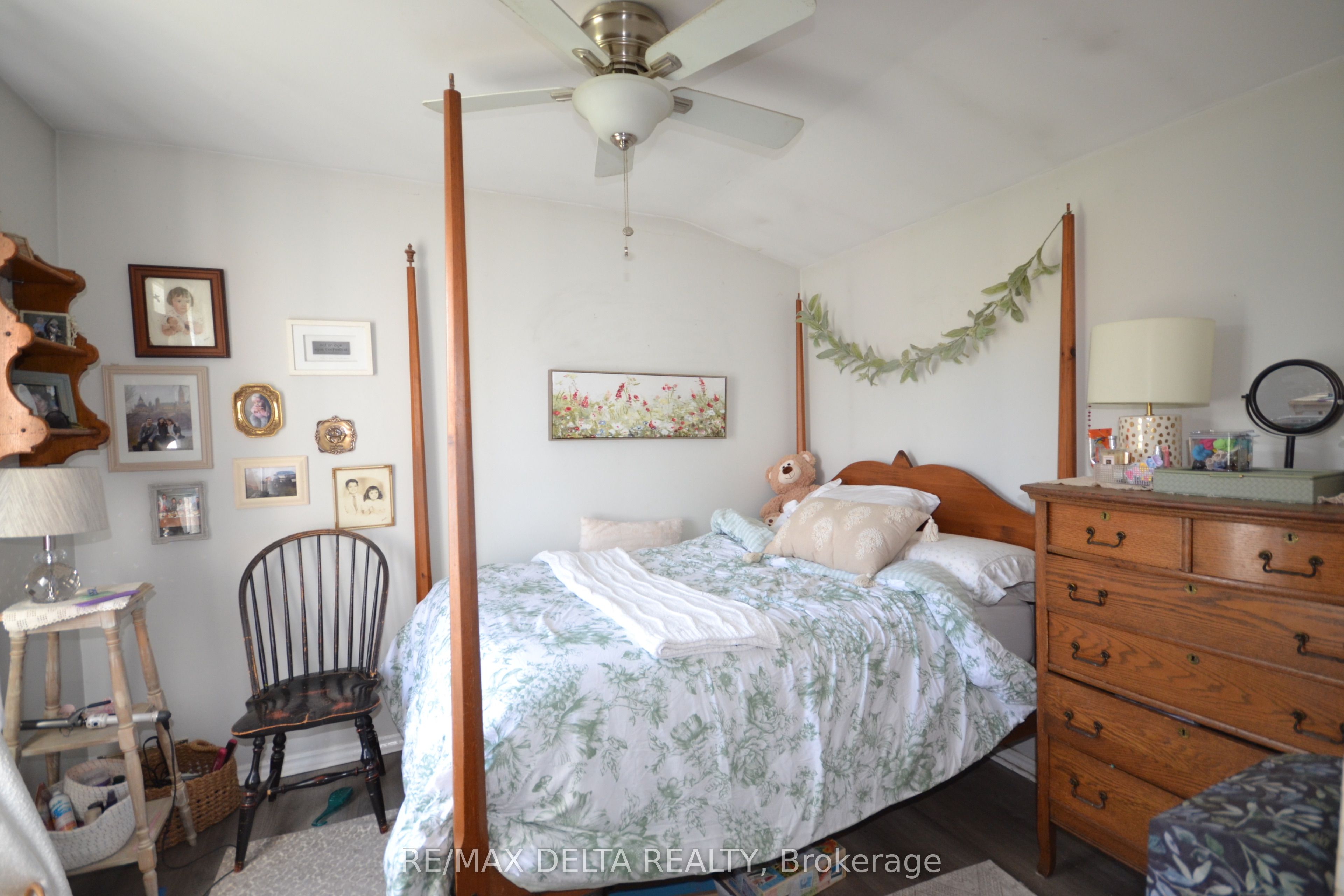 3766 Champlain Street Property Photo 7