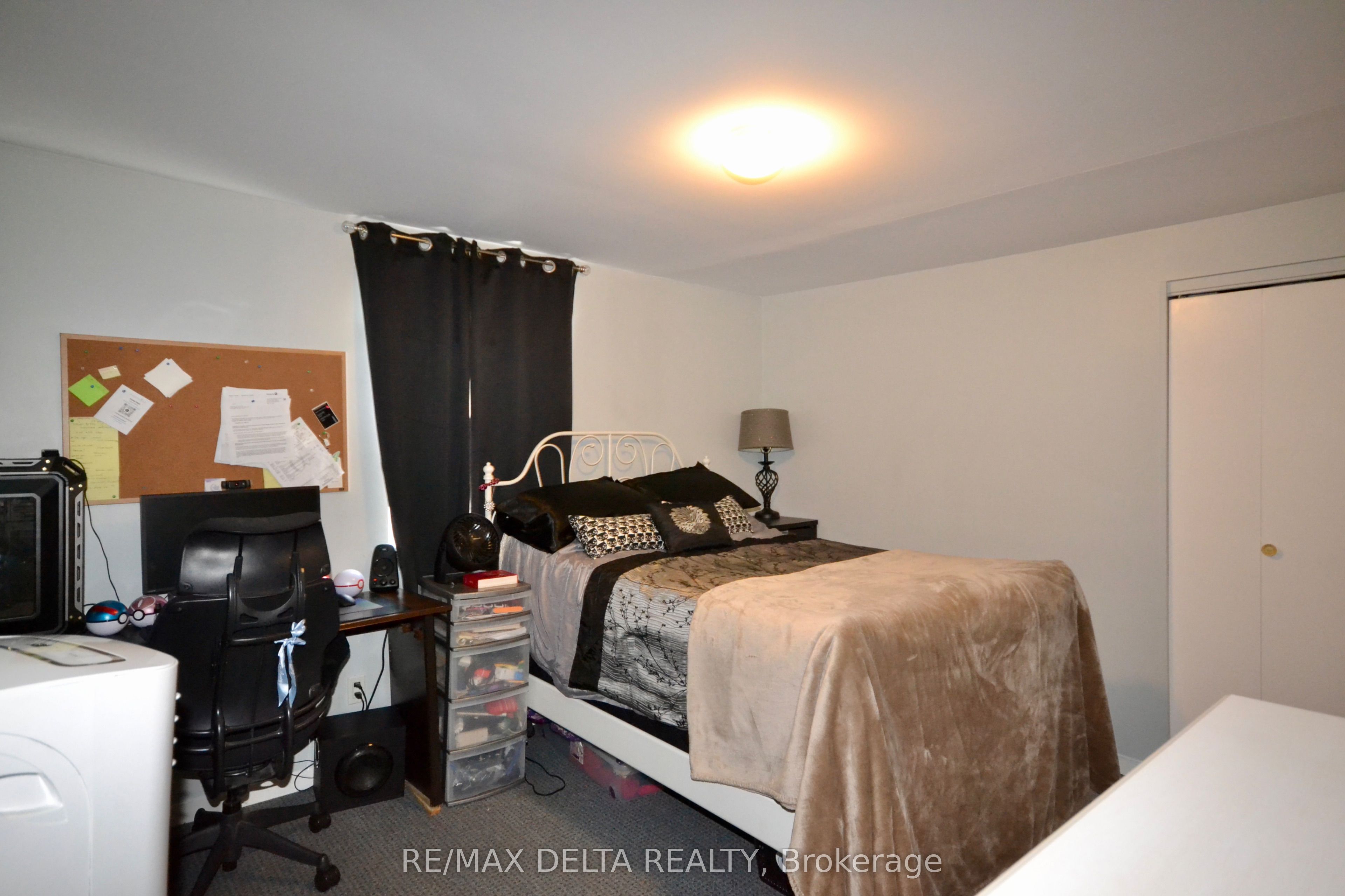 3766 Champlain Street Property Photo 11