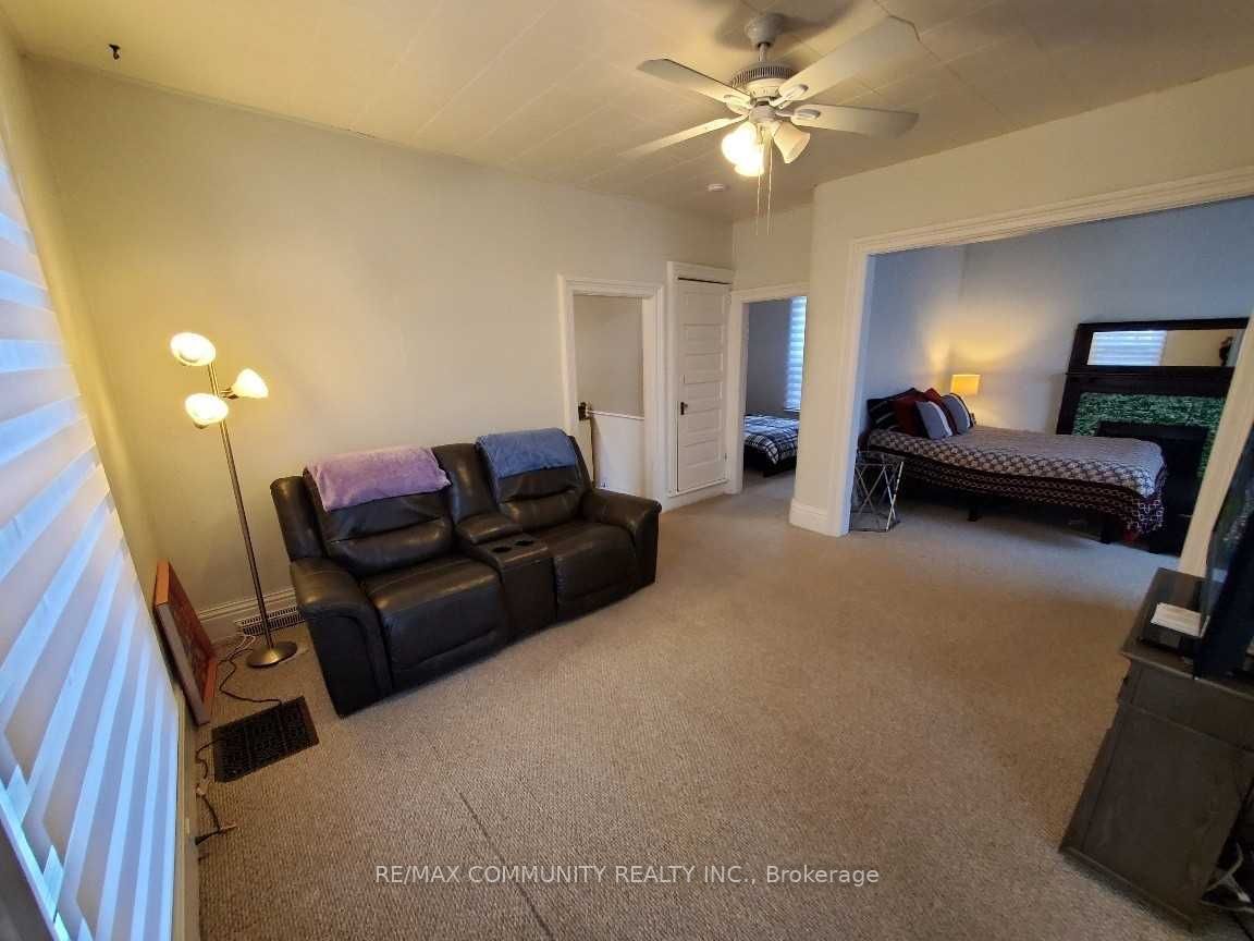 86 Victoria Street Property Photo 4