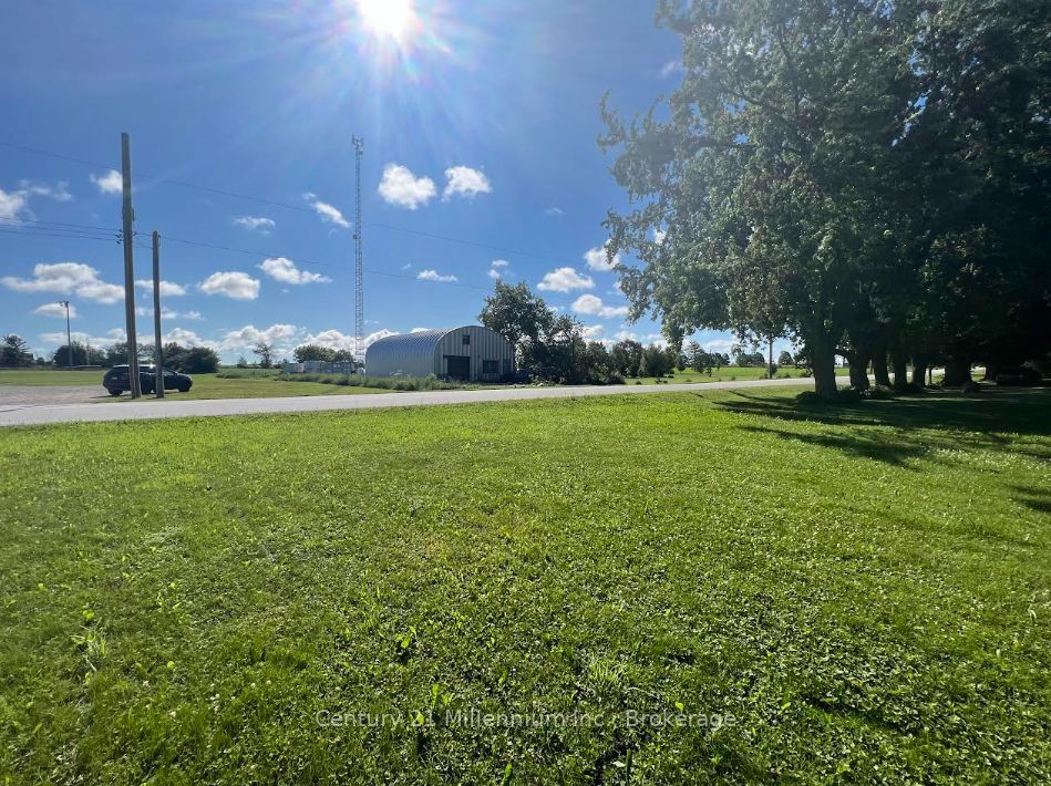 156360 7th Line Property Photo 3
