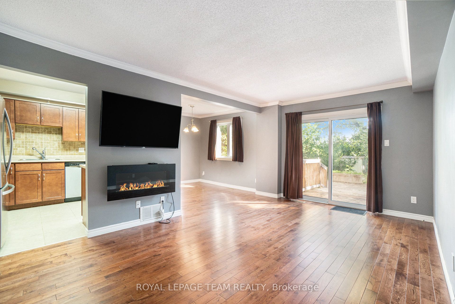 93 Burgess Street Property Photo 2