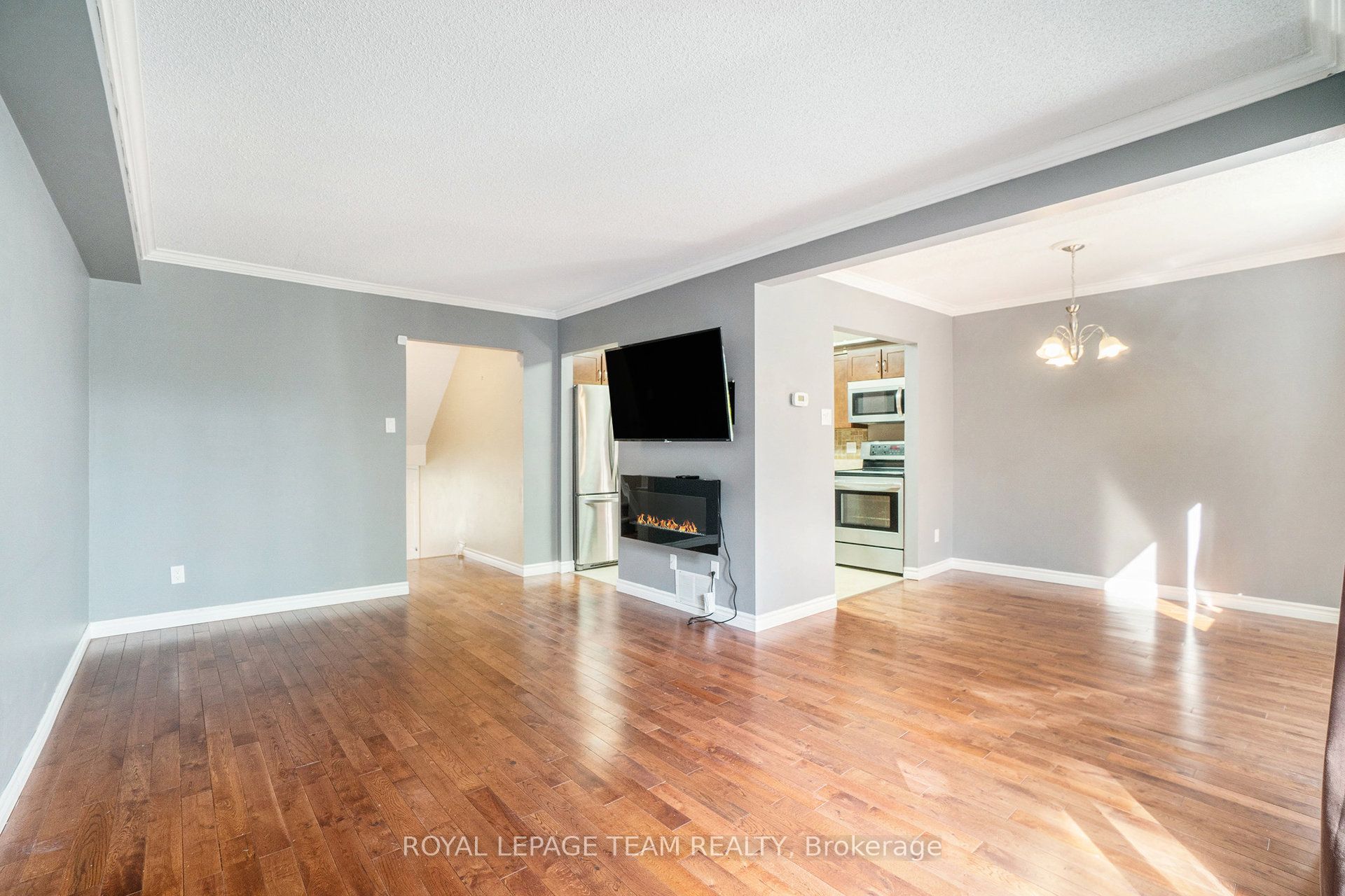 93 Burgess Street Property Photo 3