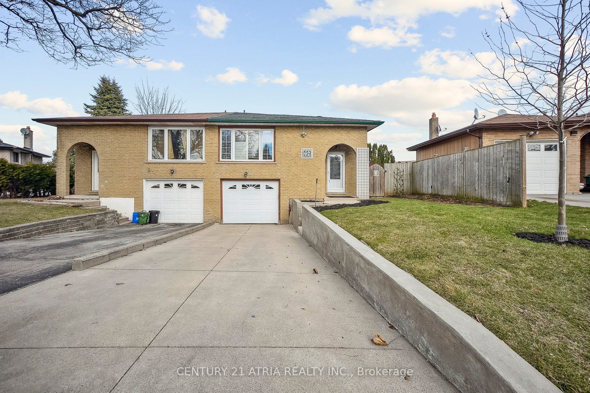 62 Guildwood Drive Property Photo 1