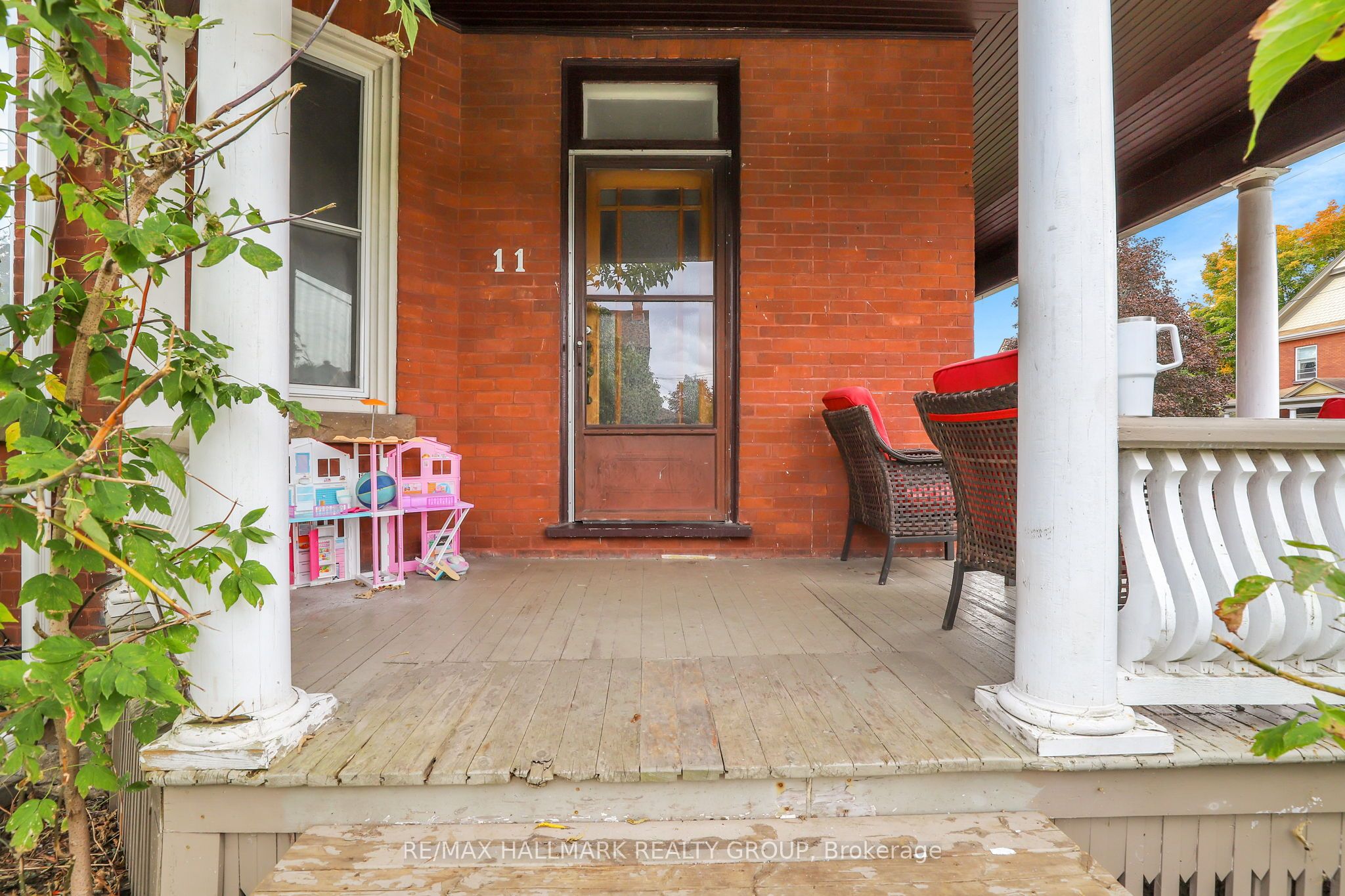11 Glen Avenue Property Photo 4