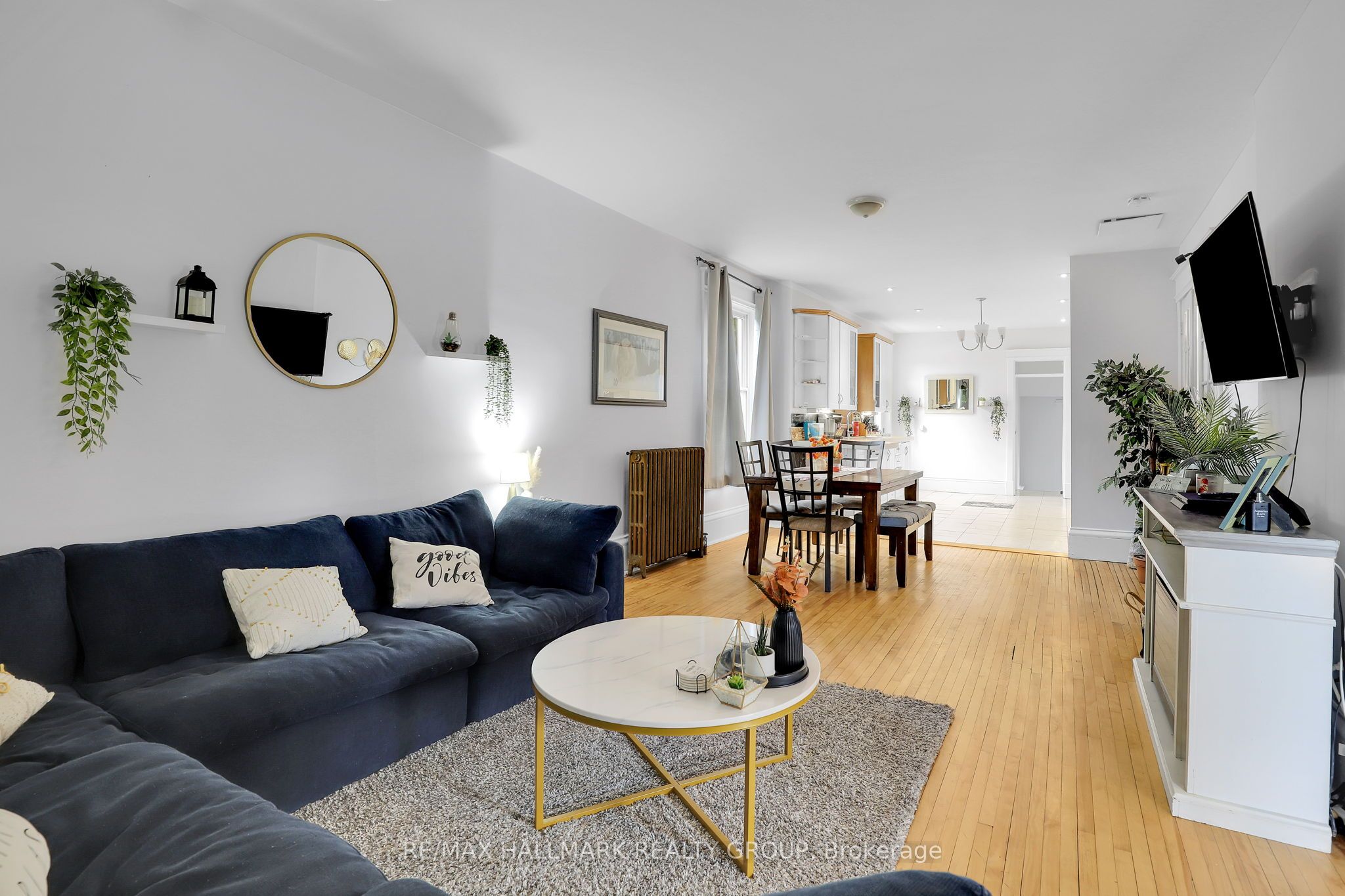 11 Glen Avenue Property Photo 6