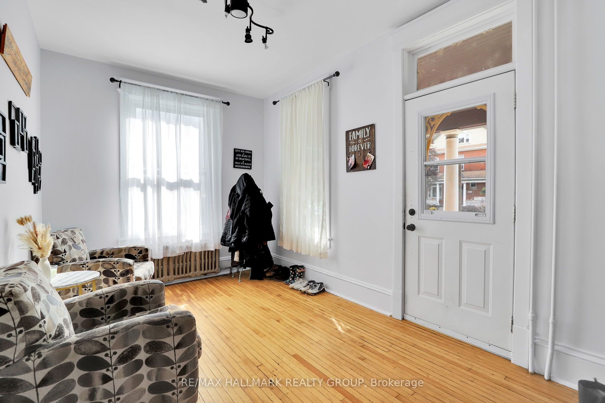 11 Glen Avenue Property Photo 12