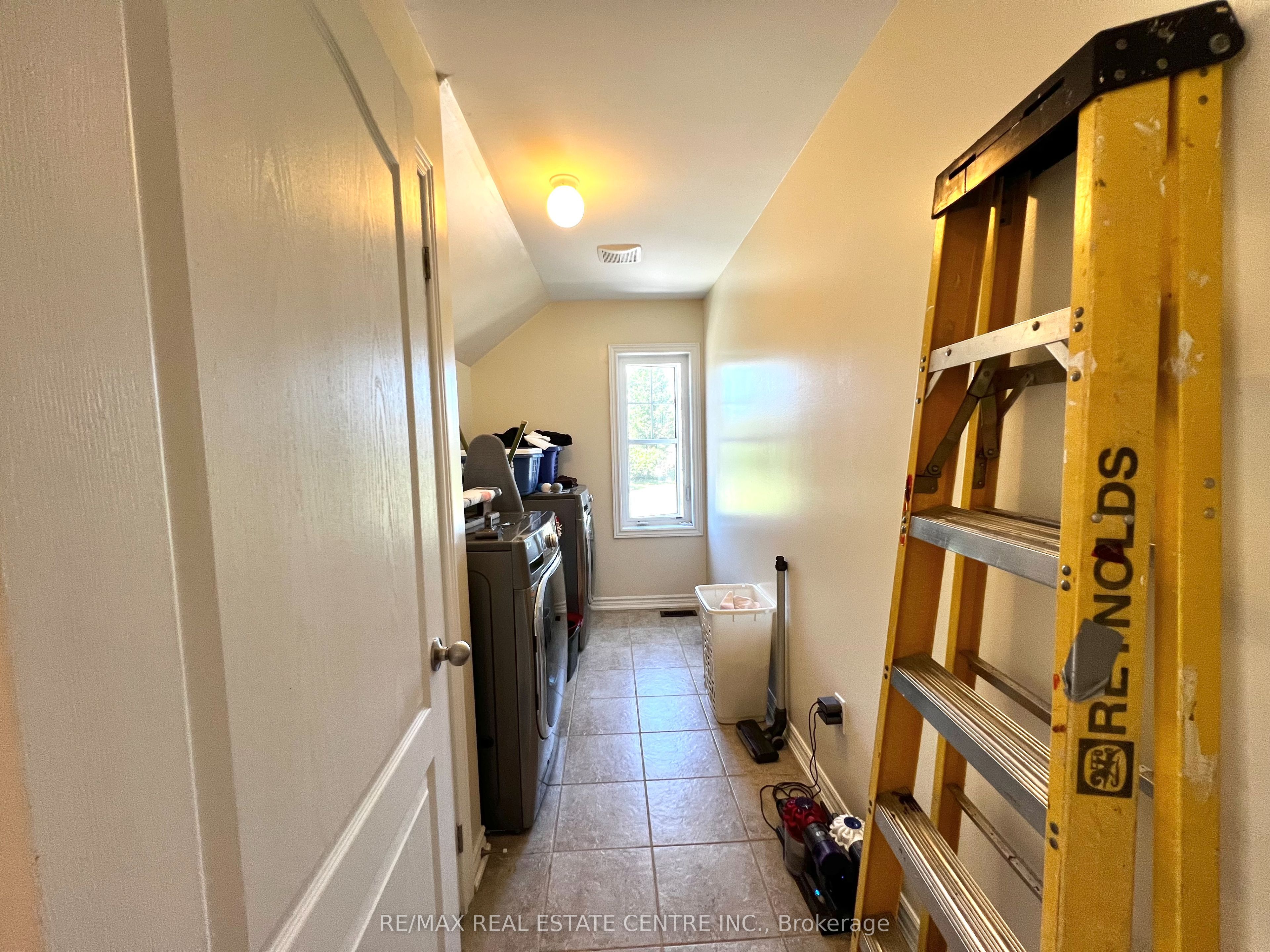 205 Morden Drive Property Photo 28