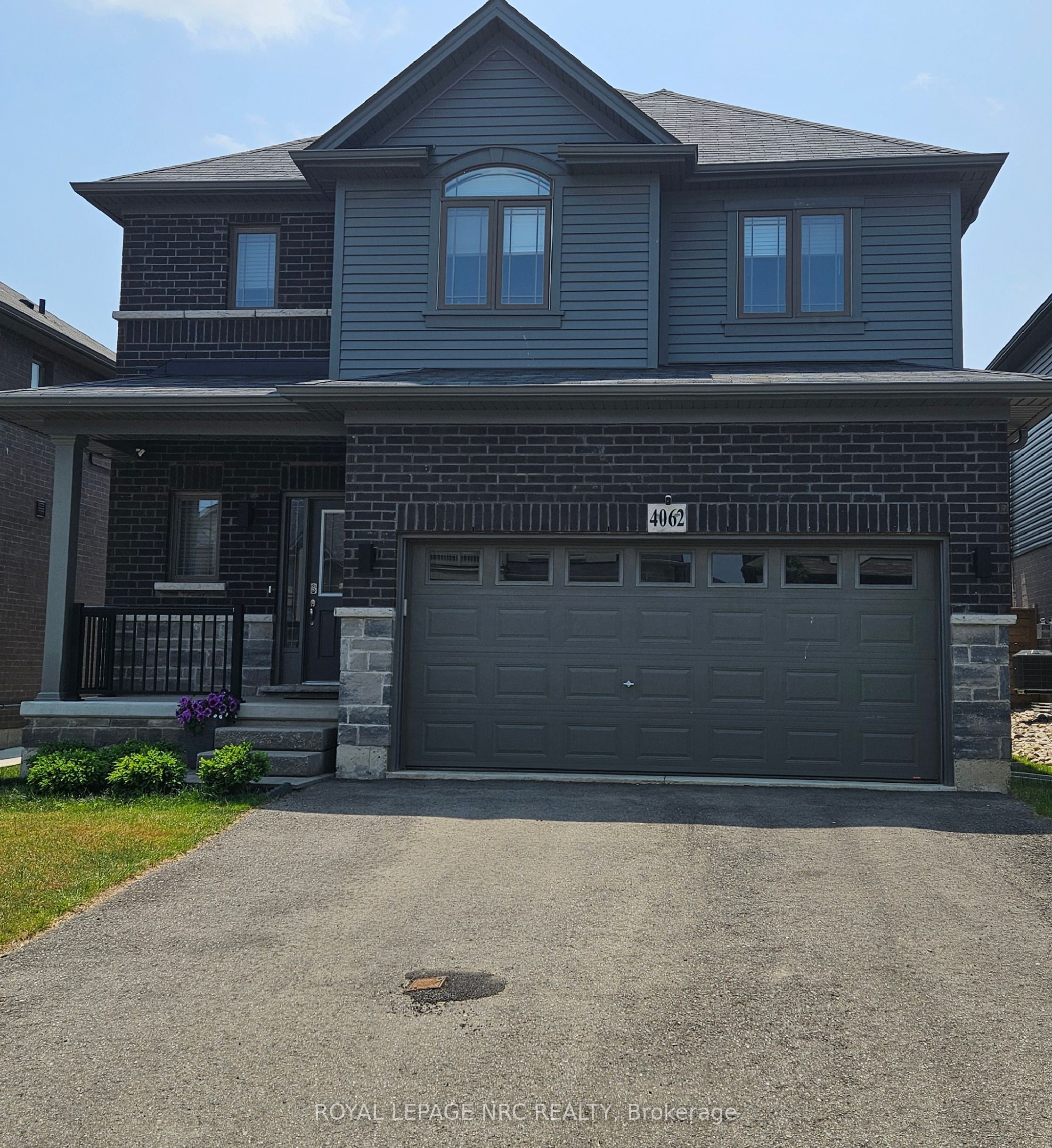 4062 Thomas Street Property Photo 1