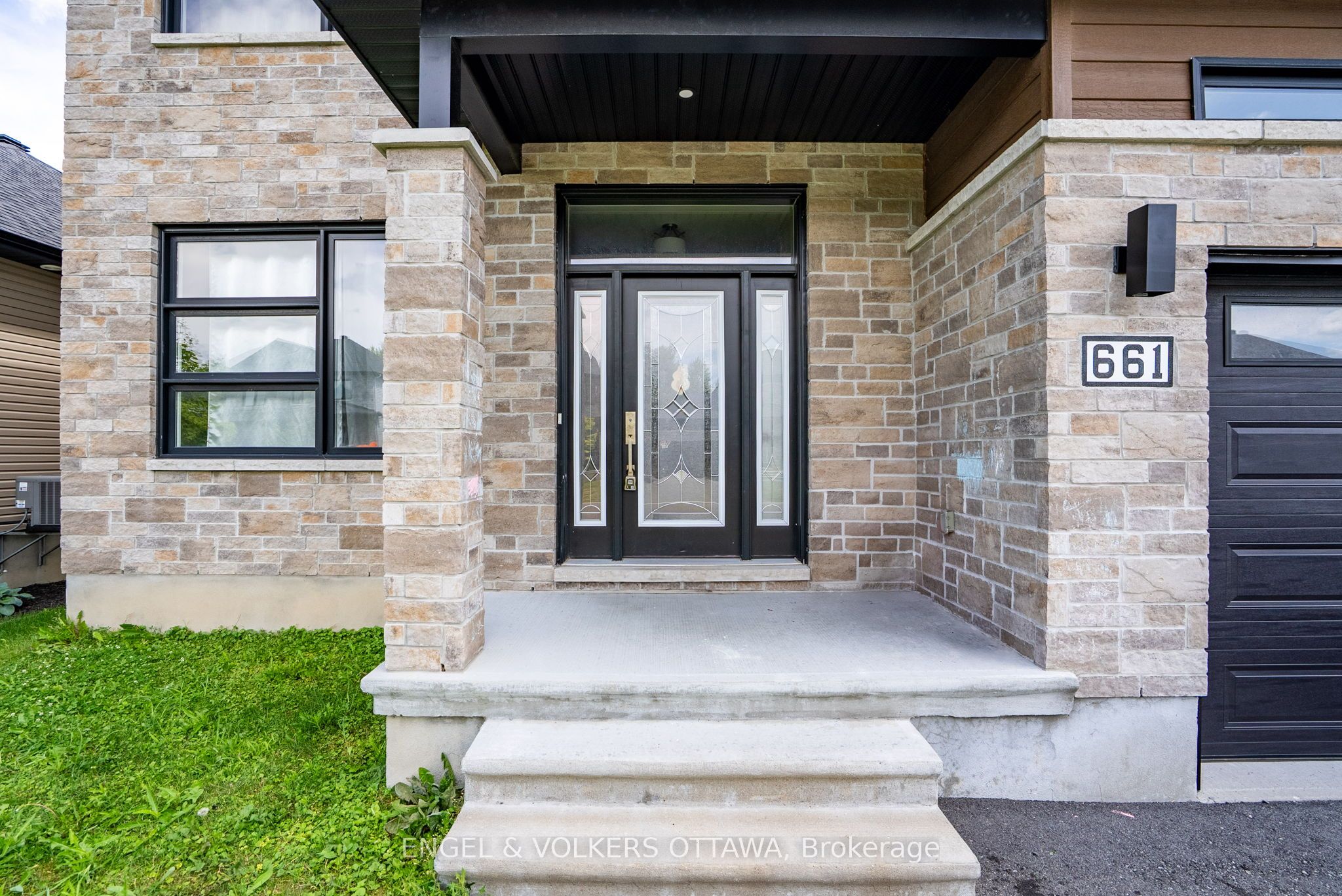 661 Conservation Street Property Photo 2