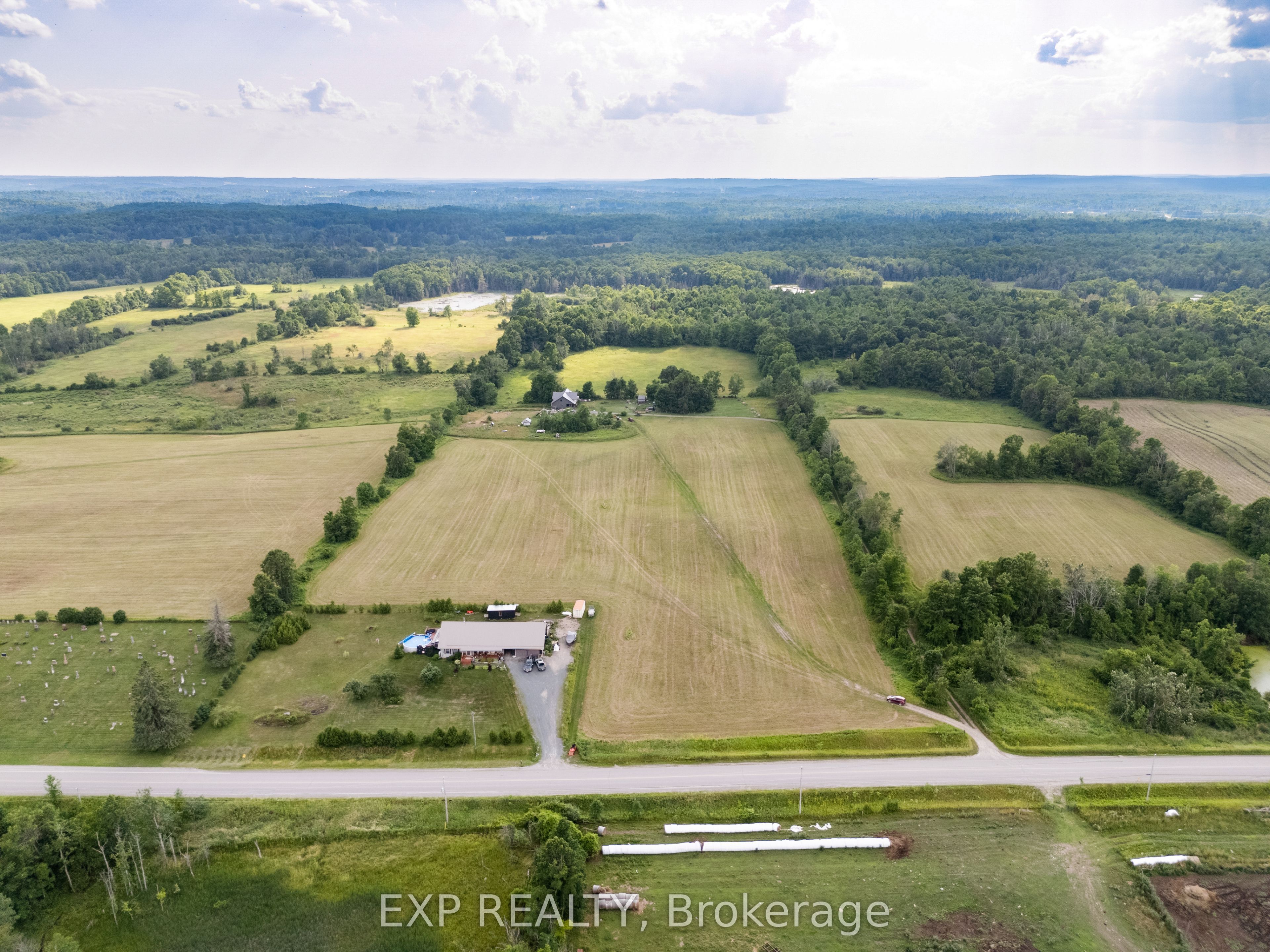 2881 Cooper Rd Property Photo 2