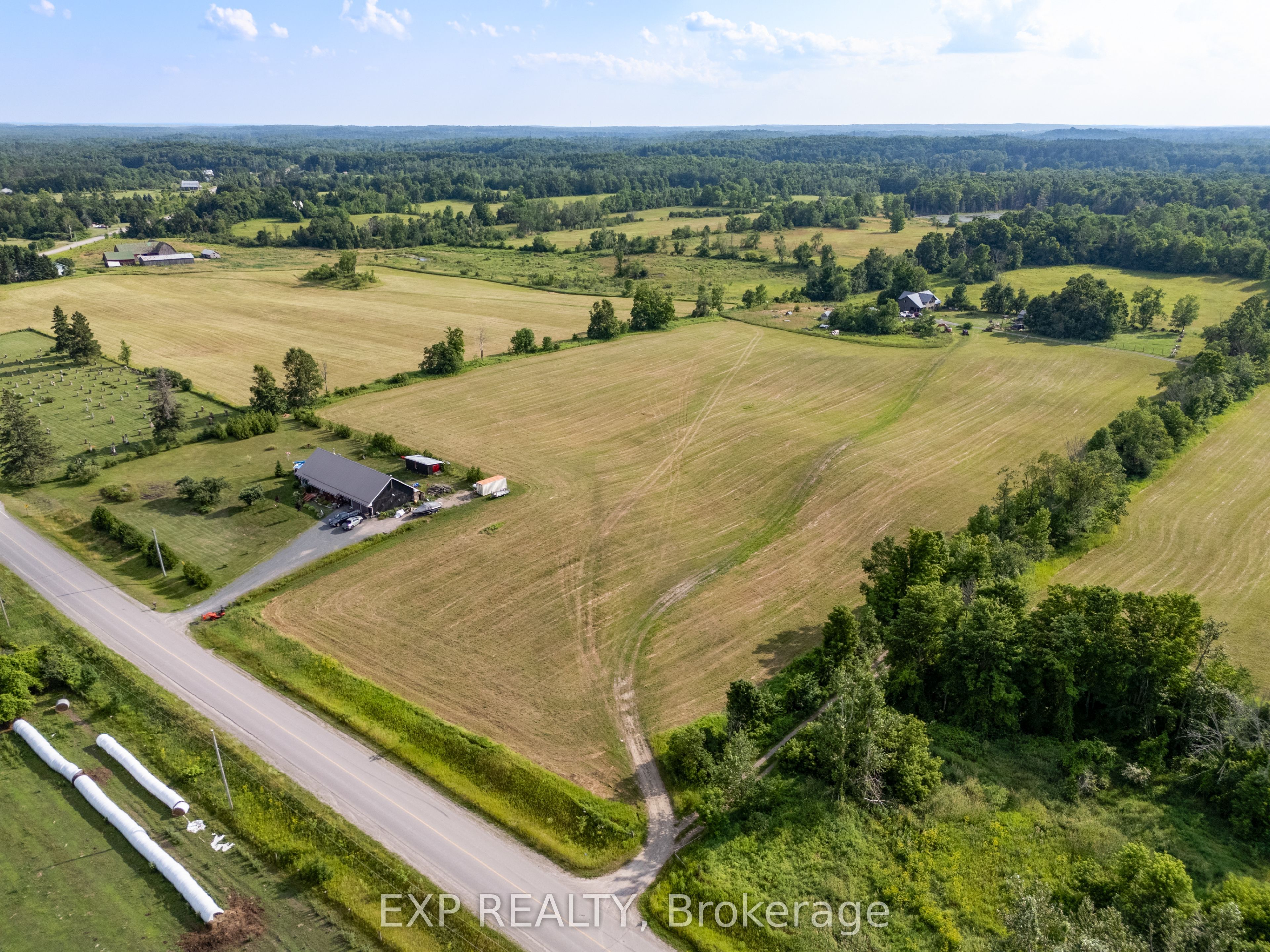 2881 Cooper Rd Property Photo 11
