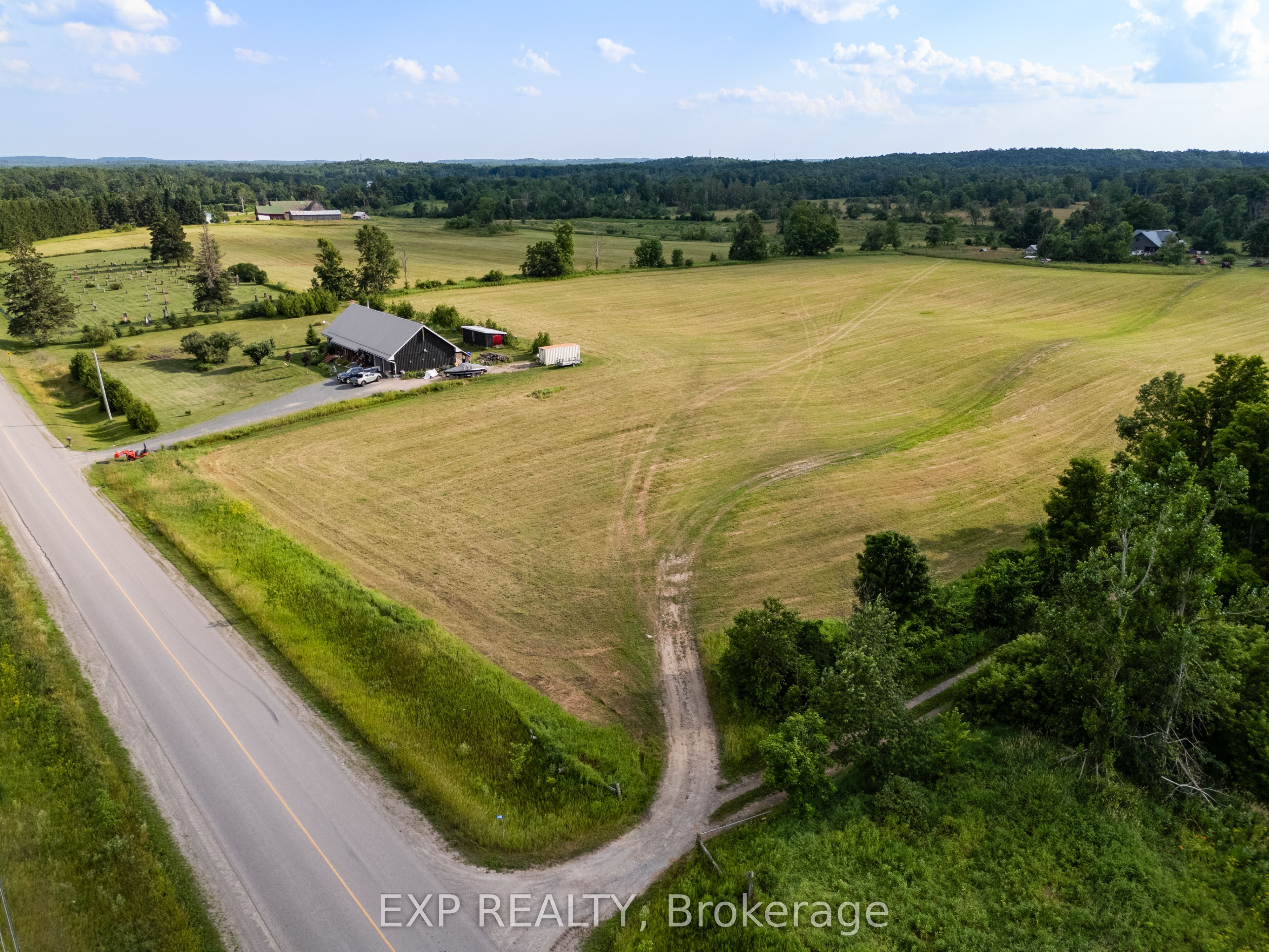 2881 Cooper Rd Property Photo 13