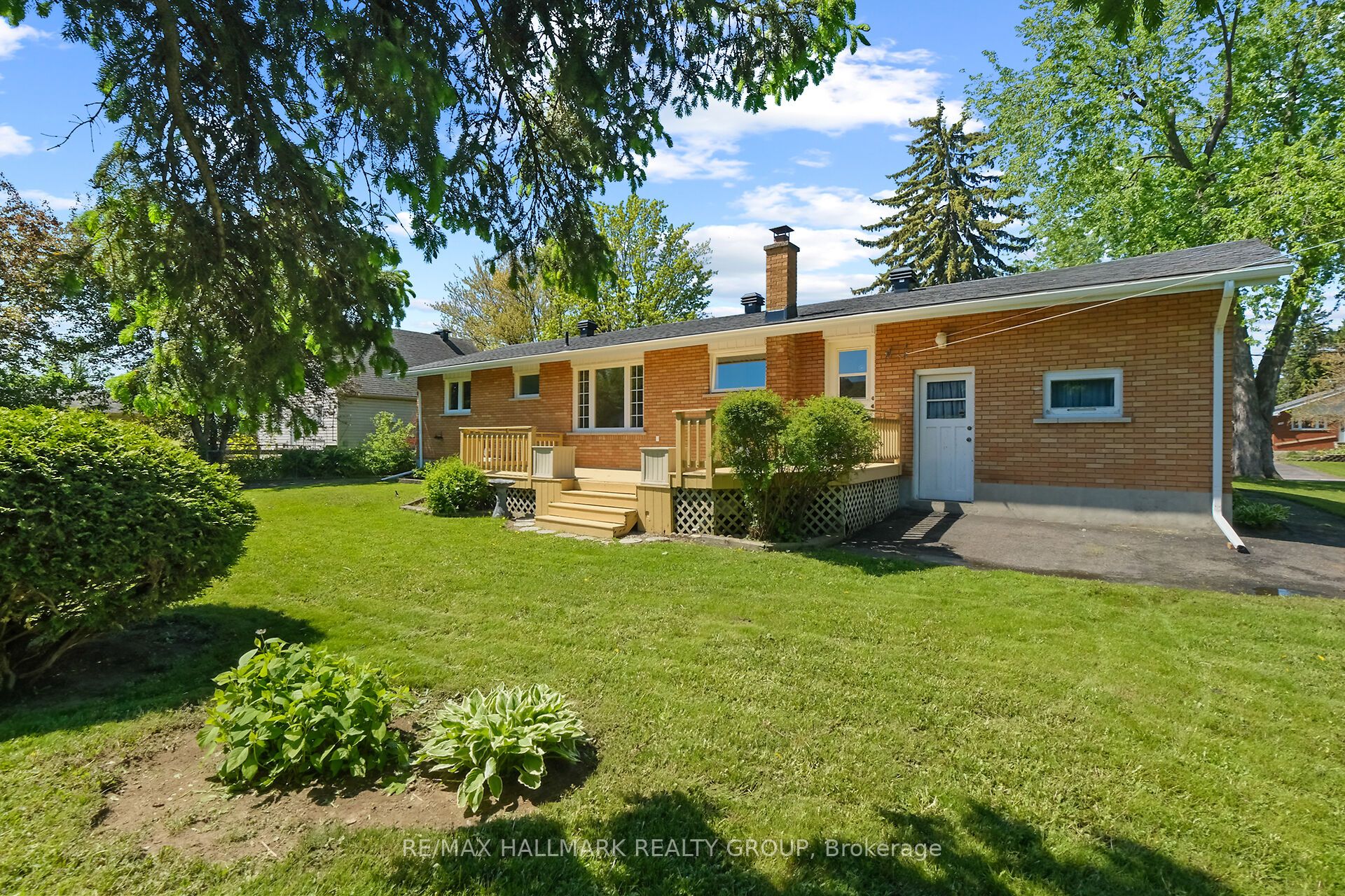 1399 Aurele Street Property Photo 10