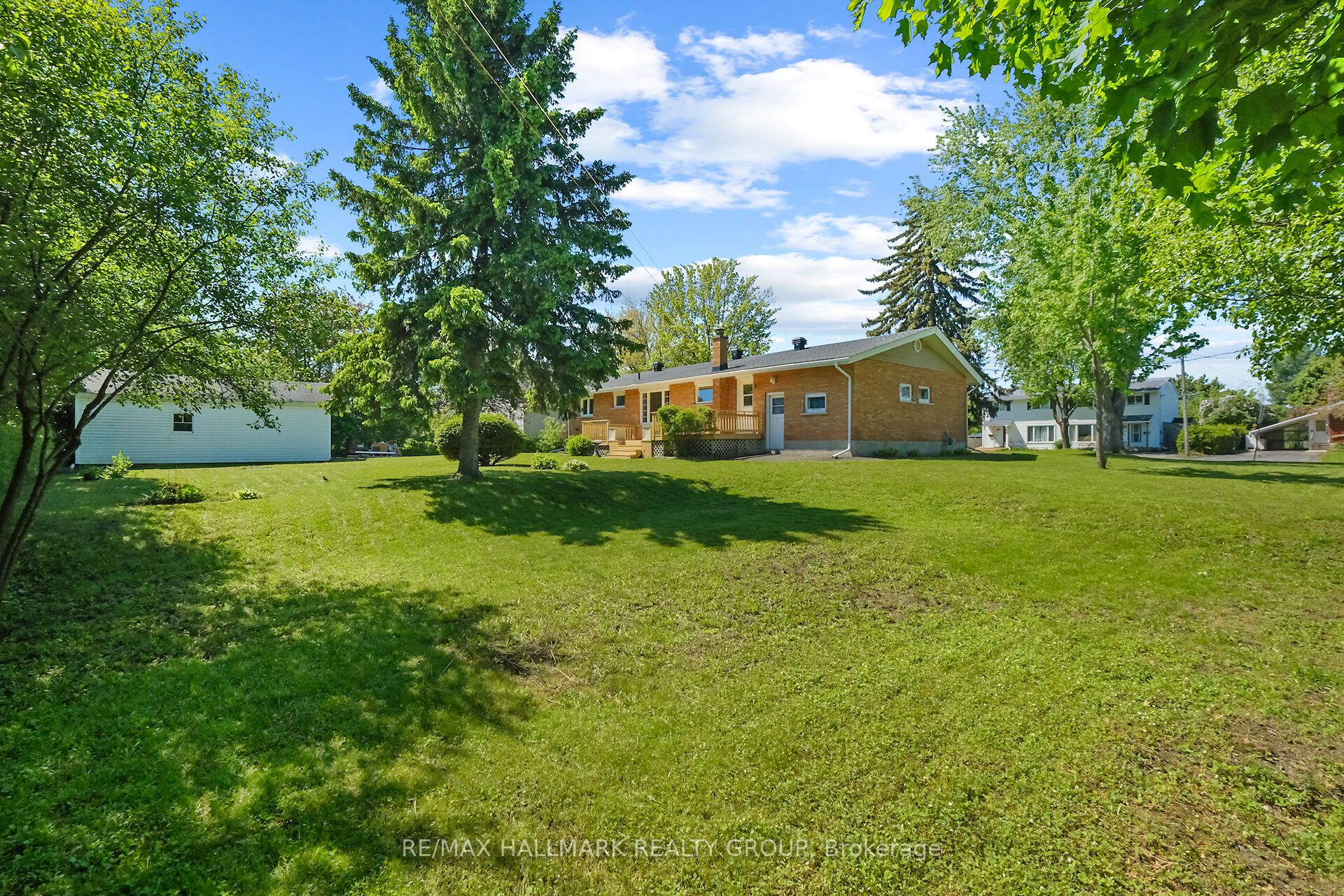 1399 Aurele Street Property Photo 12