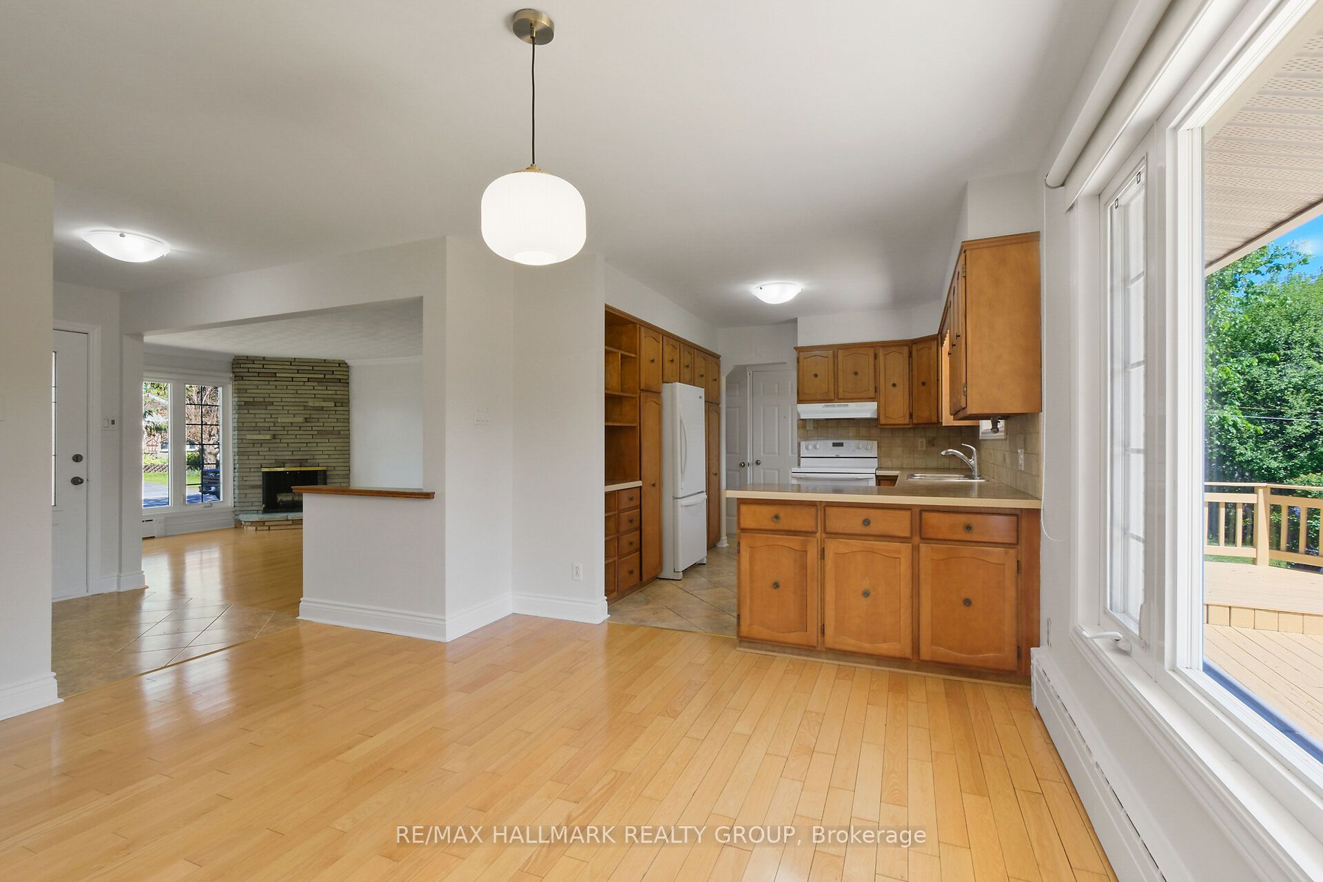 1399 Aurele Street Property Photo 24