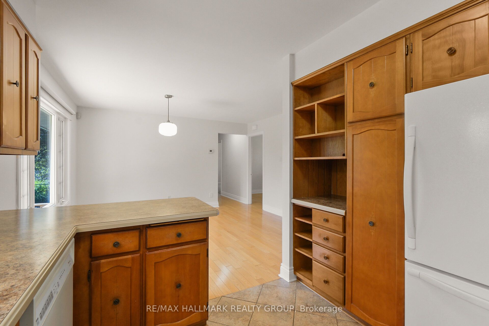 1399 Aurele Street Property Photo 27