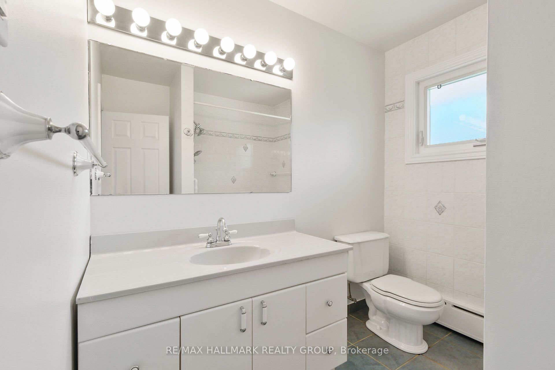1399 Aurele Street Property Photo 29