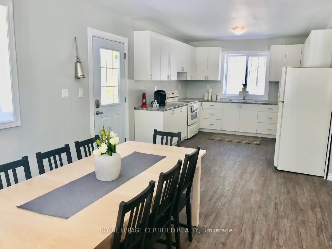 38 Bourbonnais Rd