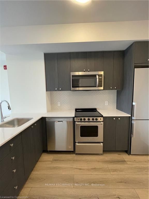 312 Erb Street W 214 Property Photo 7