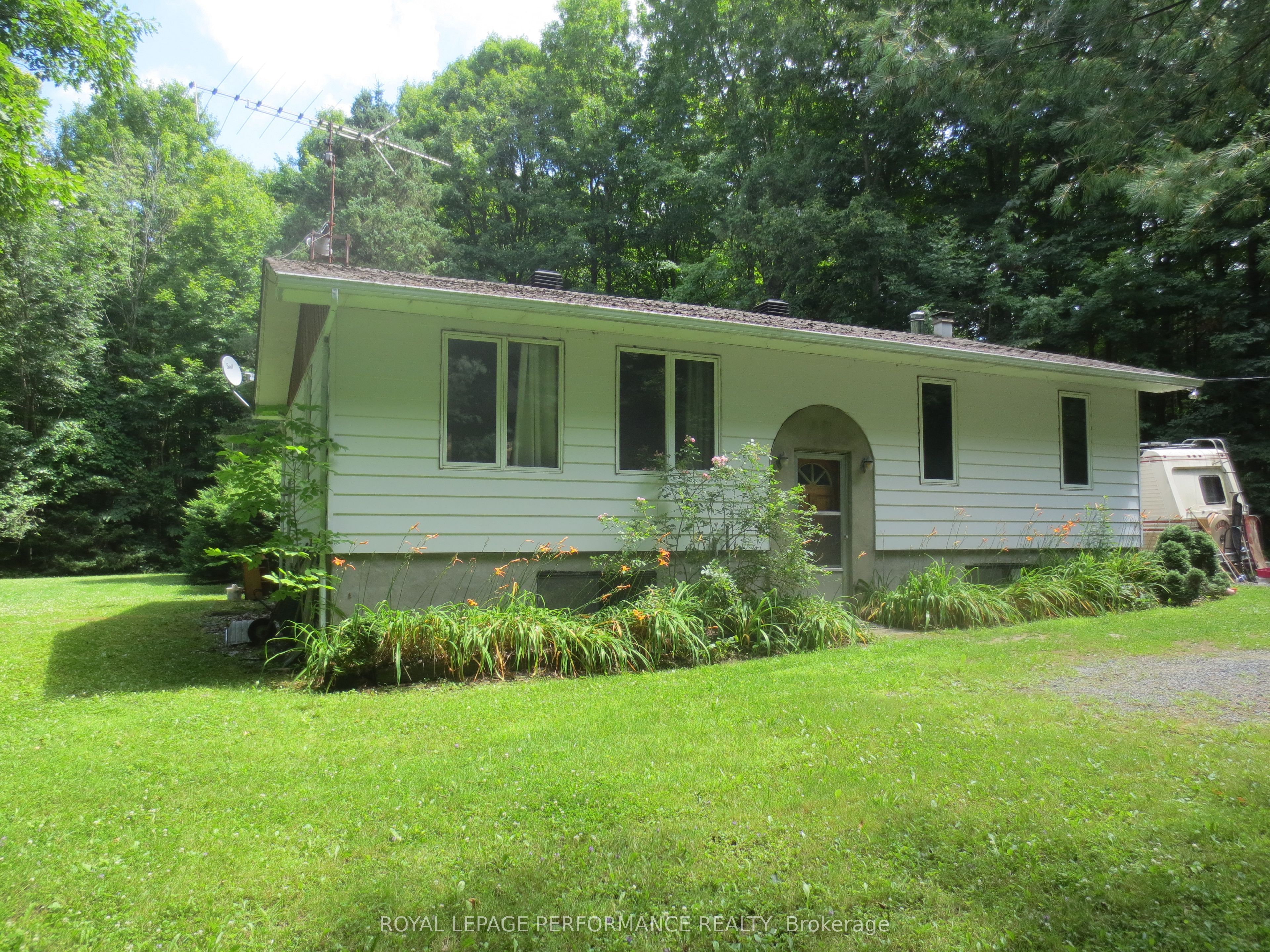21625 Concession Rd 10 Road Property Photo 1