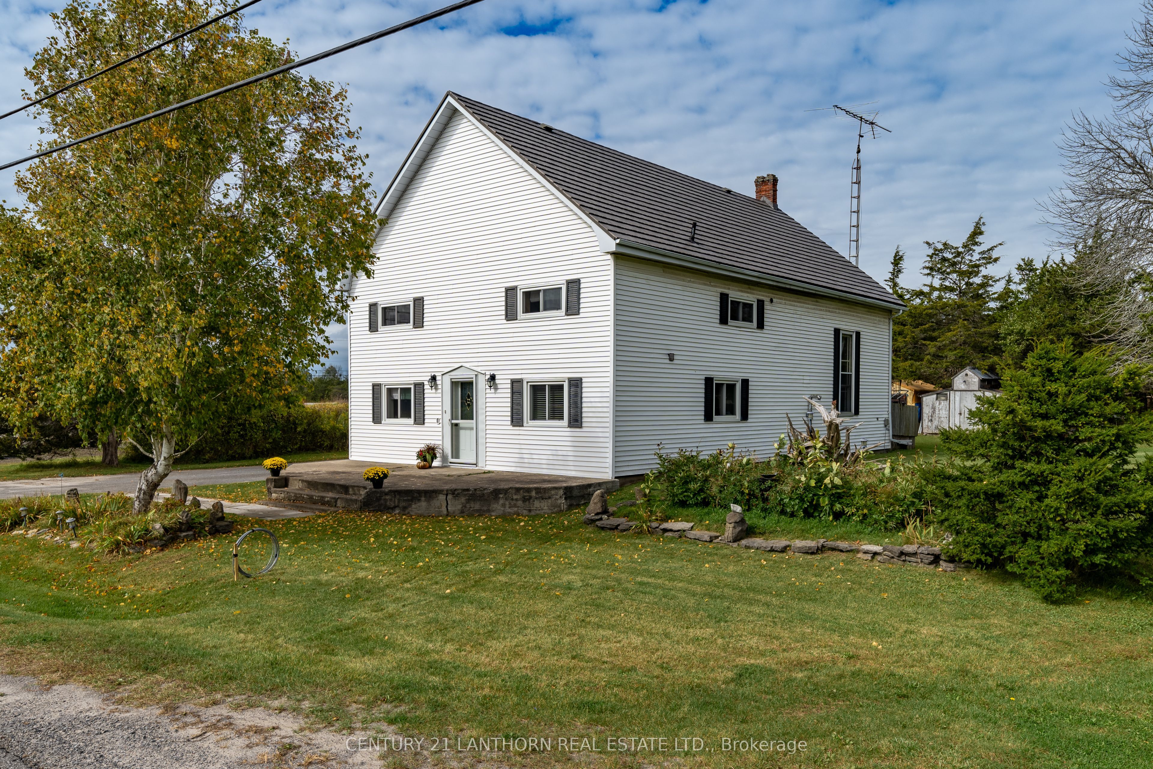 1868 County Road 14 Road Property Photo 1