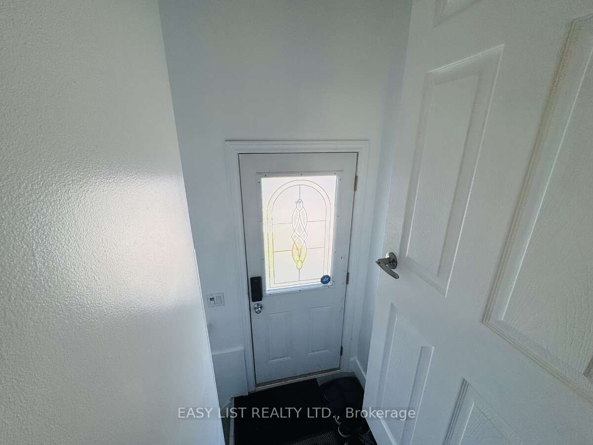 52 Fifth Street Property Photo 9