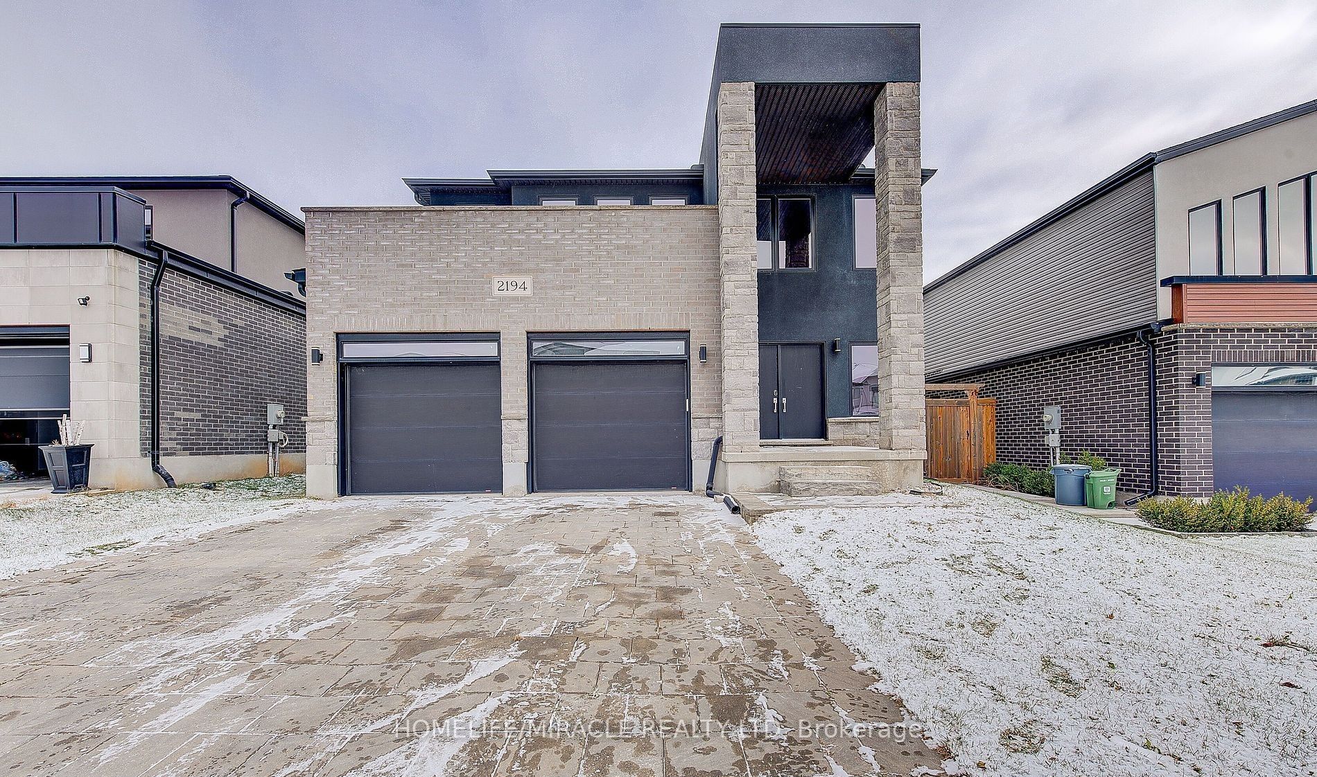 2194 Westpoint Heights Property Photo 1