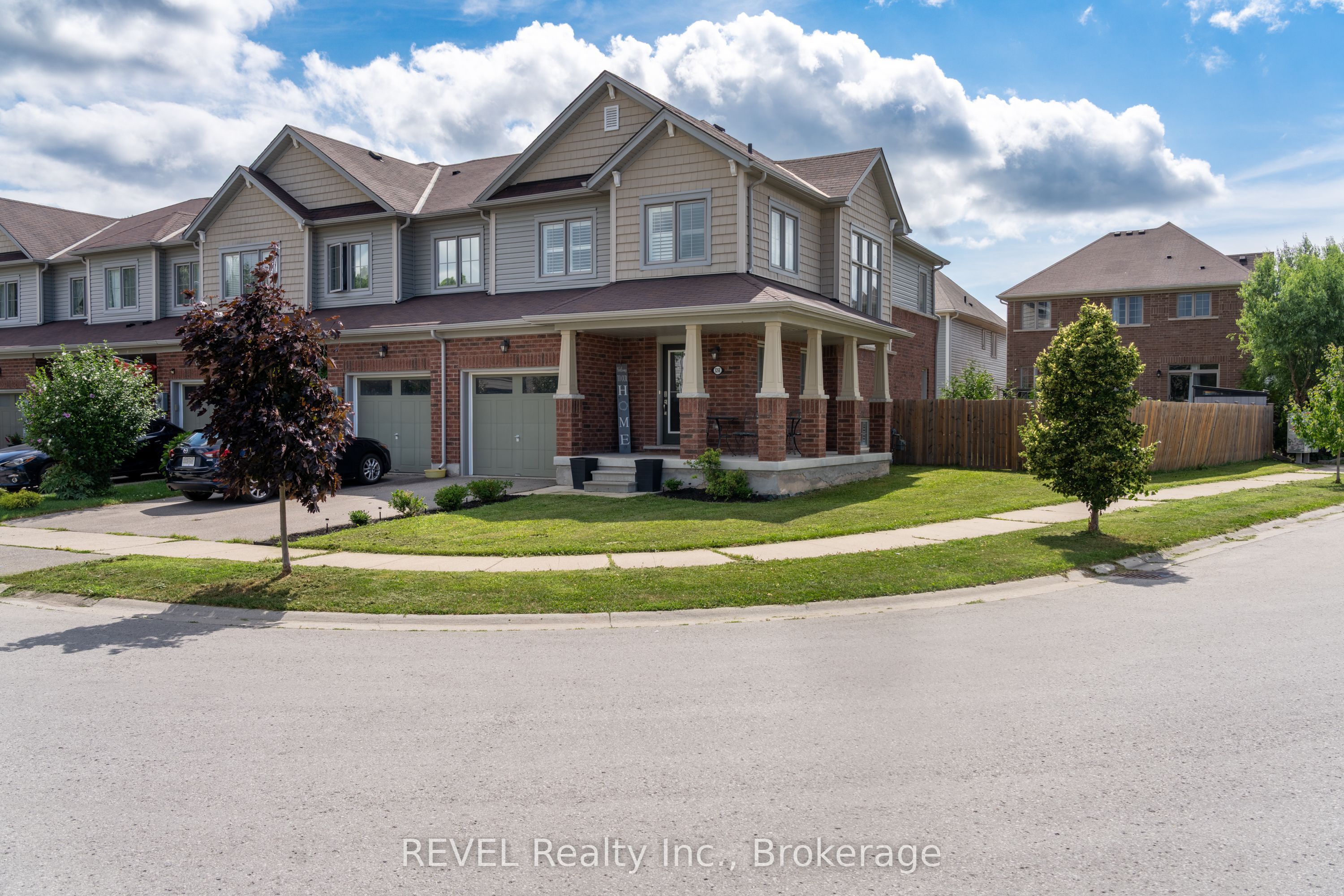 8268 TULIP TREE Drive Property Photo 1