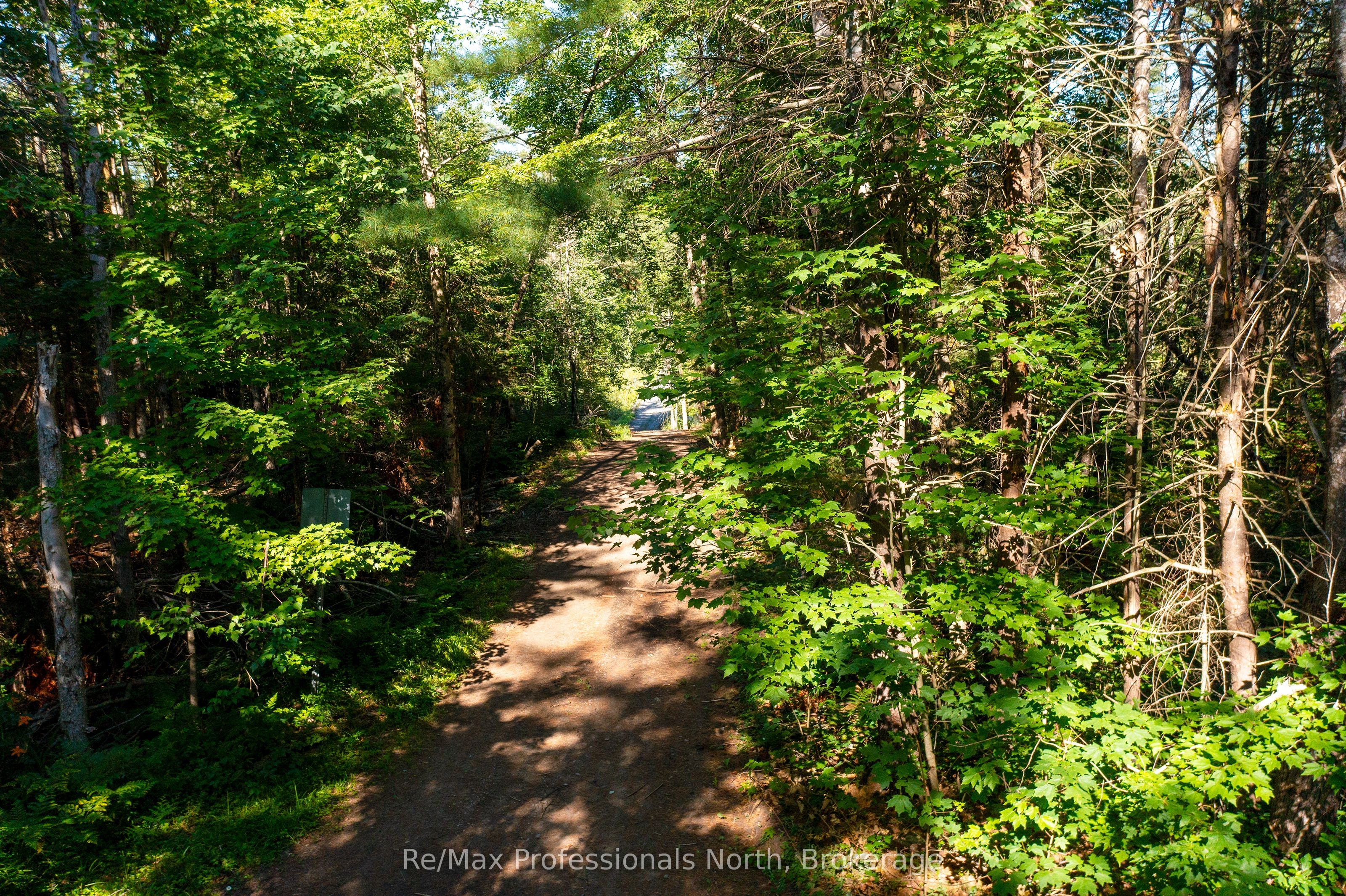 1137 Blackmore Road Property Photo 5