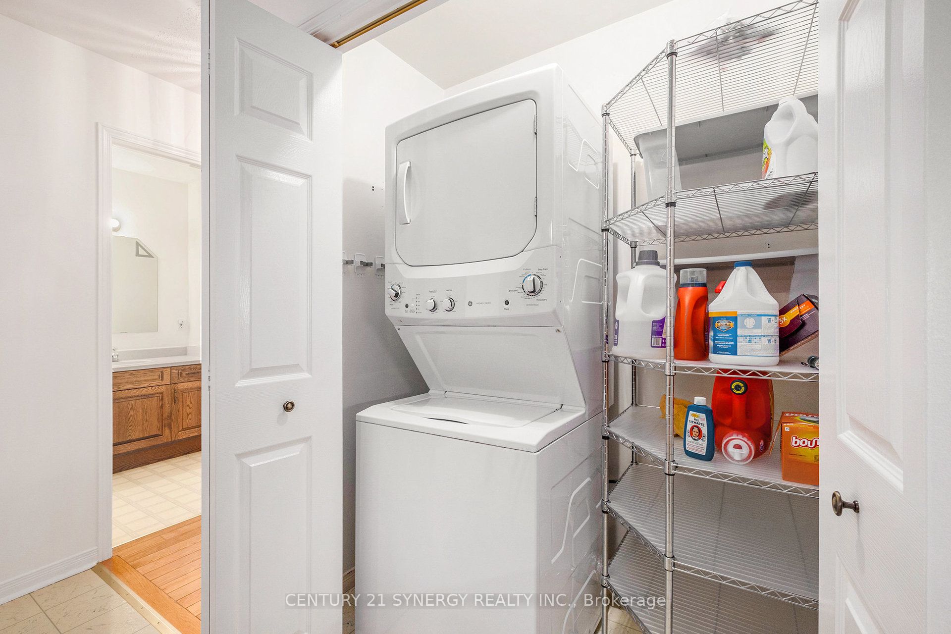 887 Macpherson Road Property Photo 16