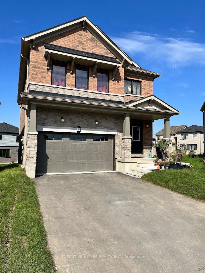 33 Wintergreen Crescent Property Photo 3