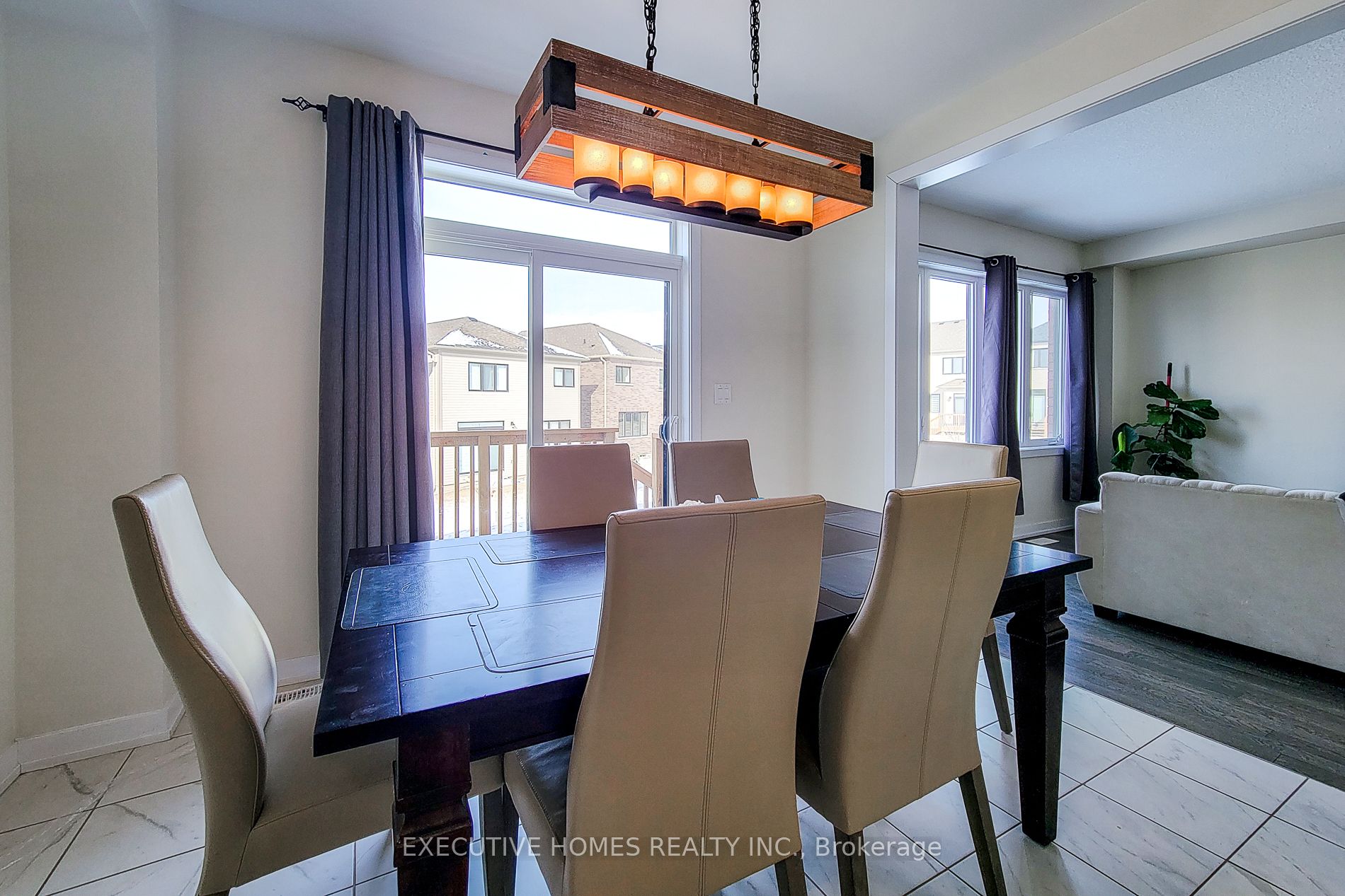 33 Wintergreen Crescent Property Photo 21