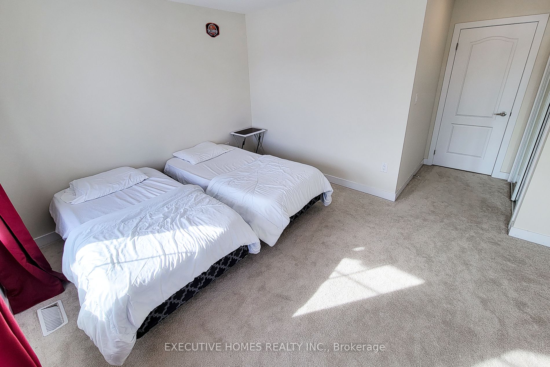 33 Wintergreen Crescent Property Photo 40