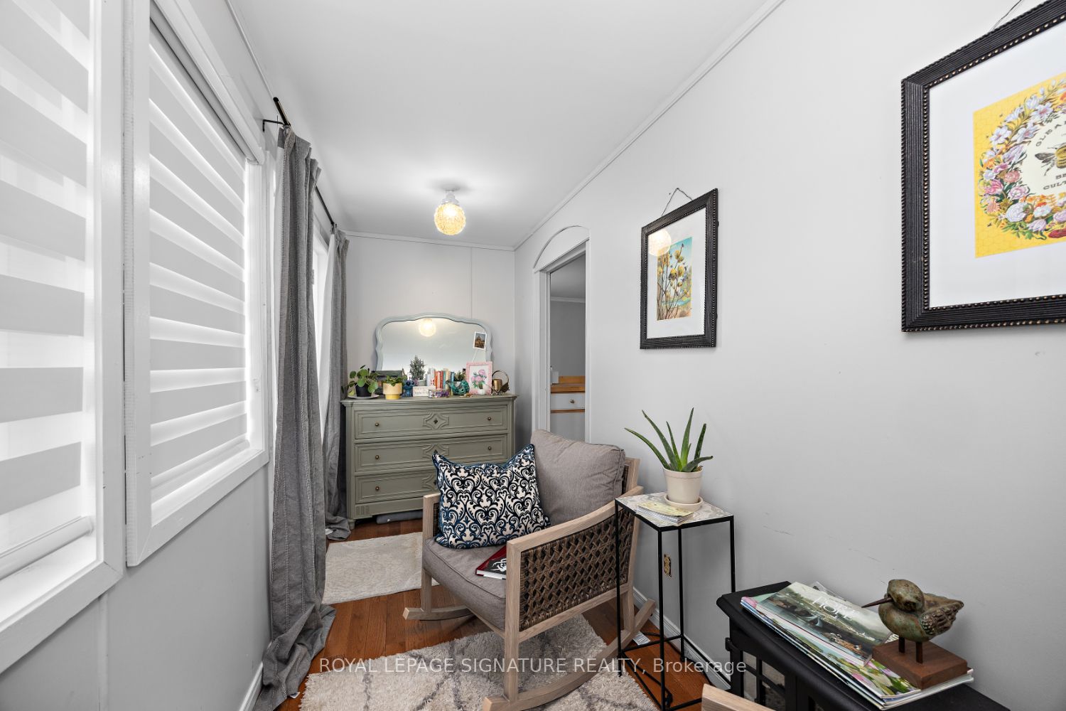 87 Hope Street S Property Photo 8