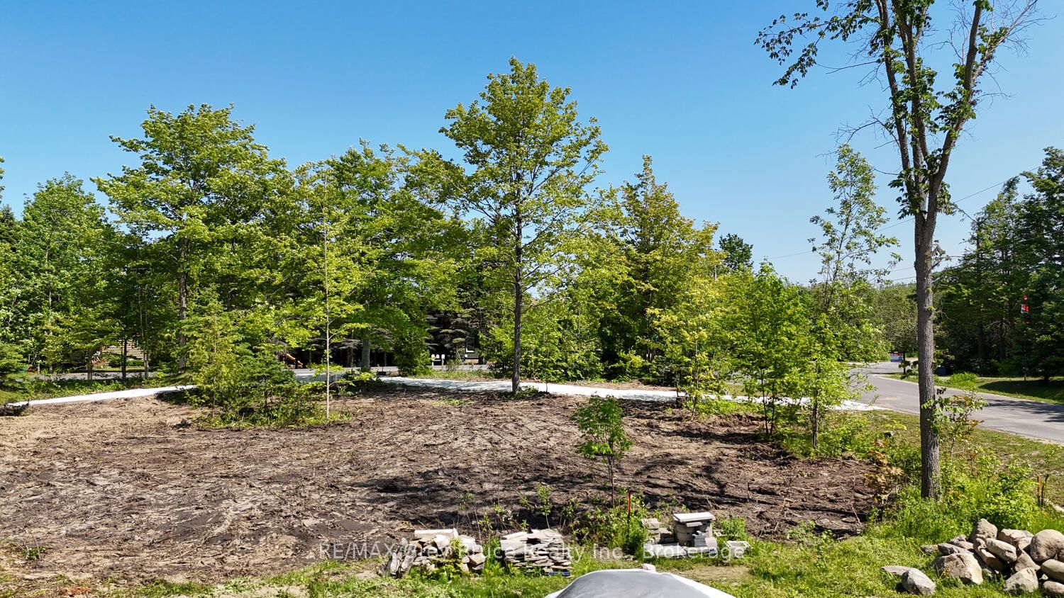 11 Miller Lake Shore Road Property Photo 7