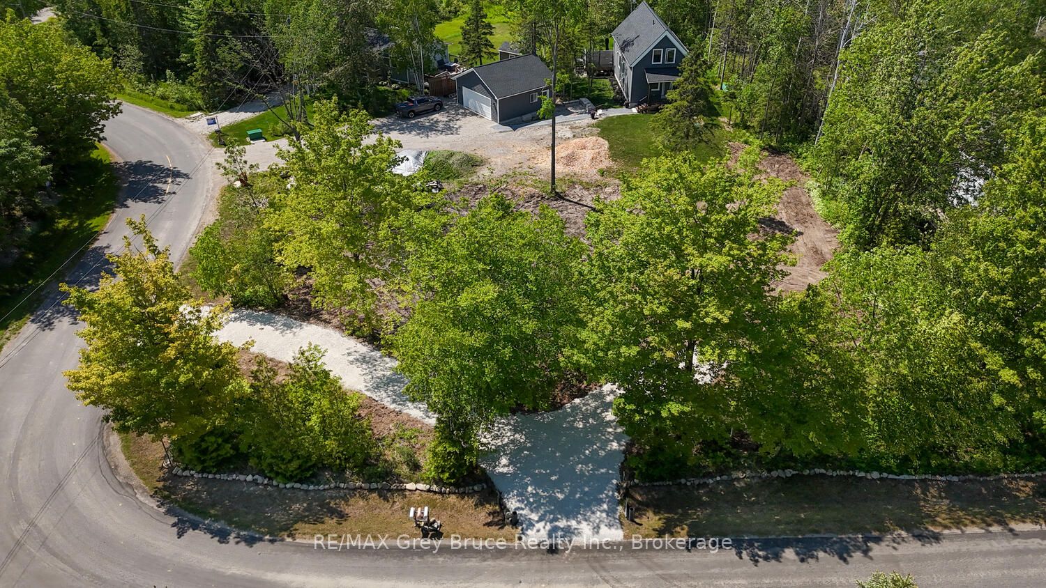 11 Miller Lake Shore Road Property Photo 9