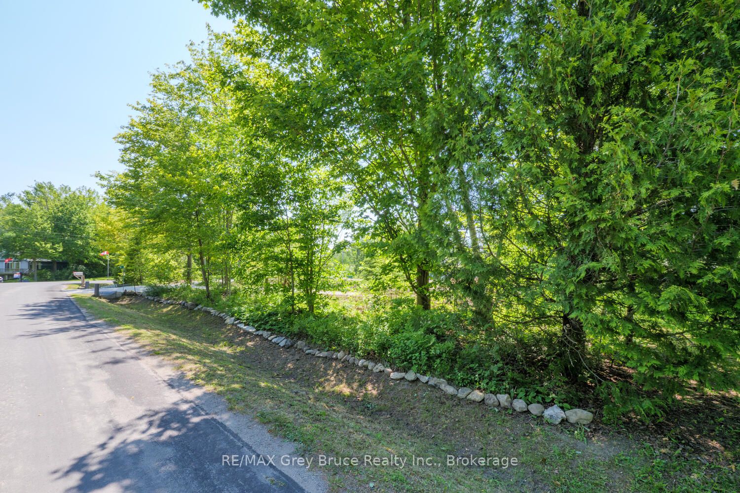 11 Miller Lake Shore Road Property Photo 14