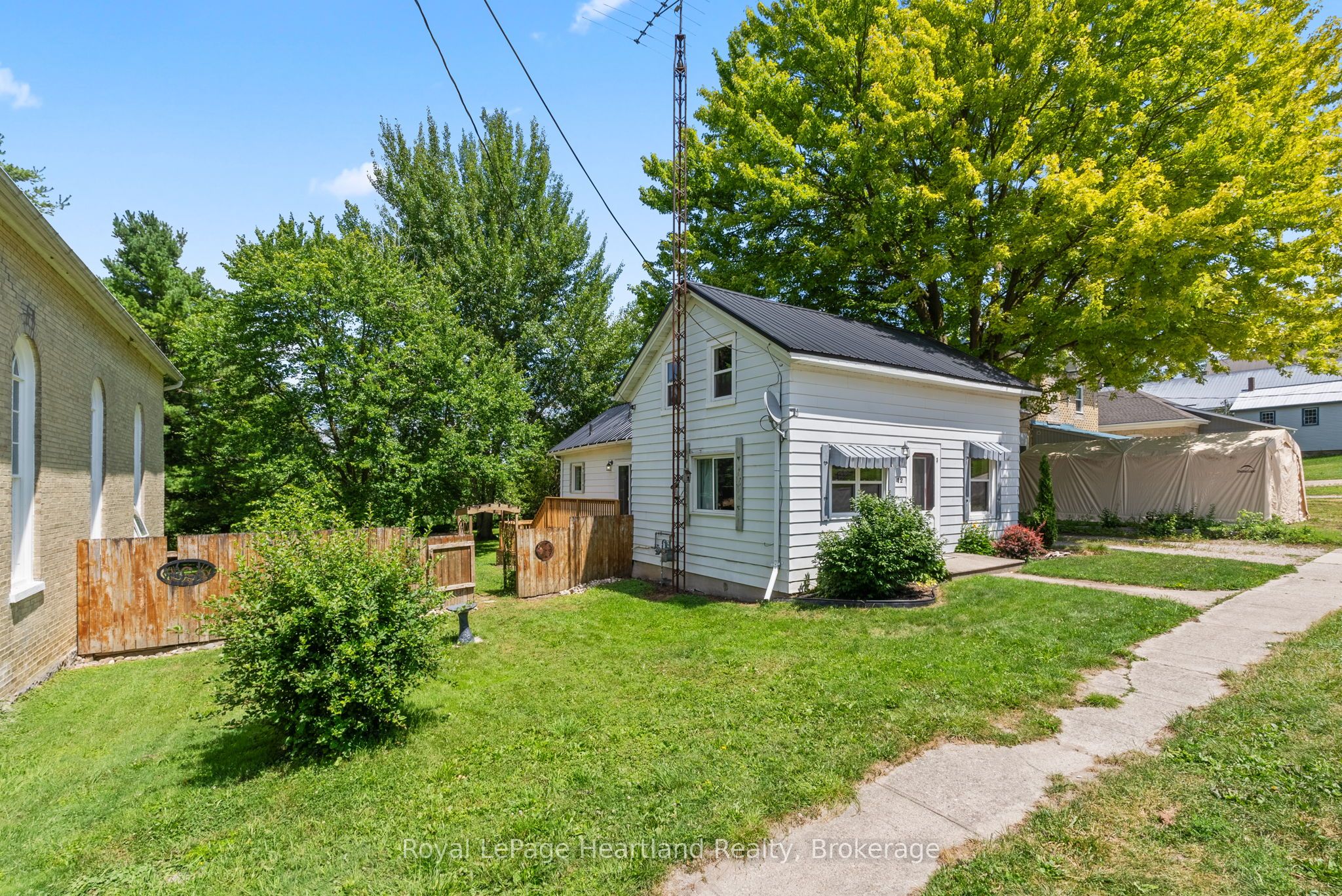 12 Brandon Street Property Photo 1