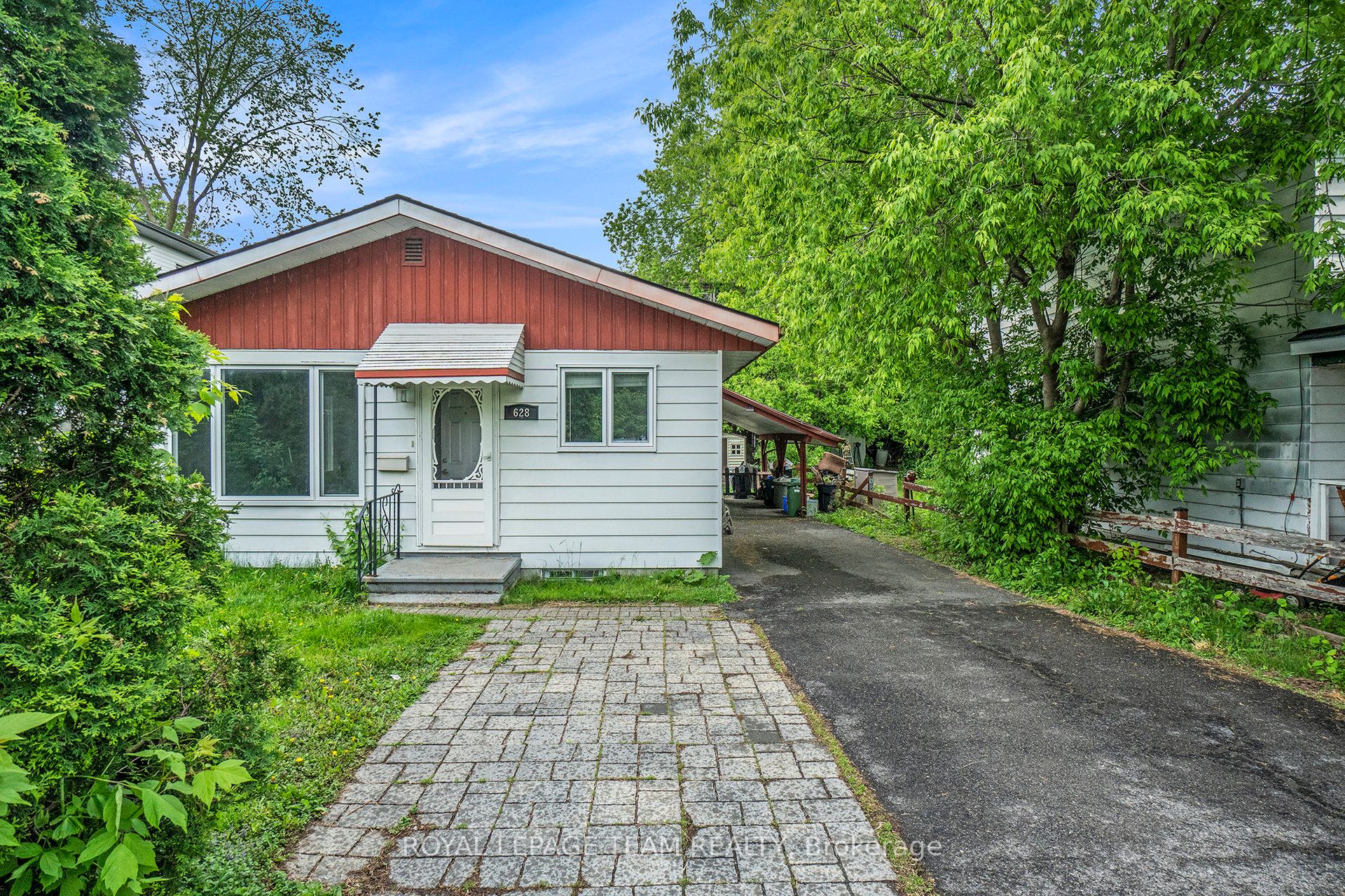 628 Hochelaga Street Property Photo 1