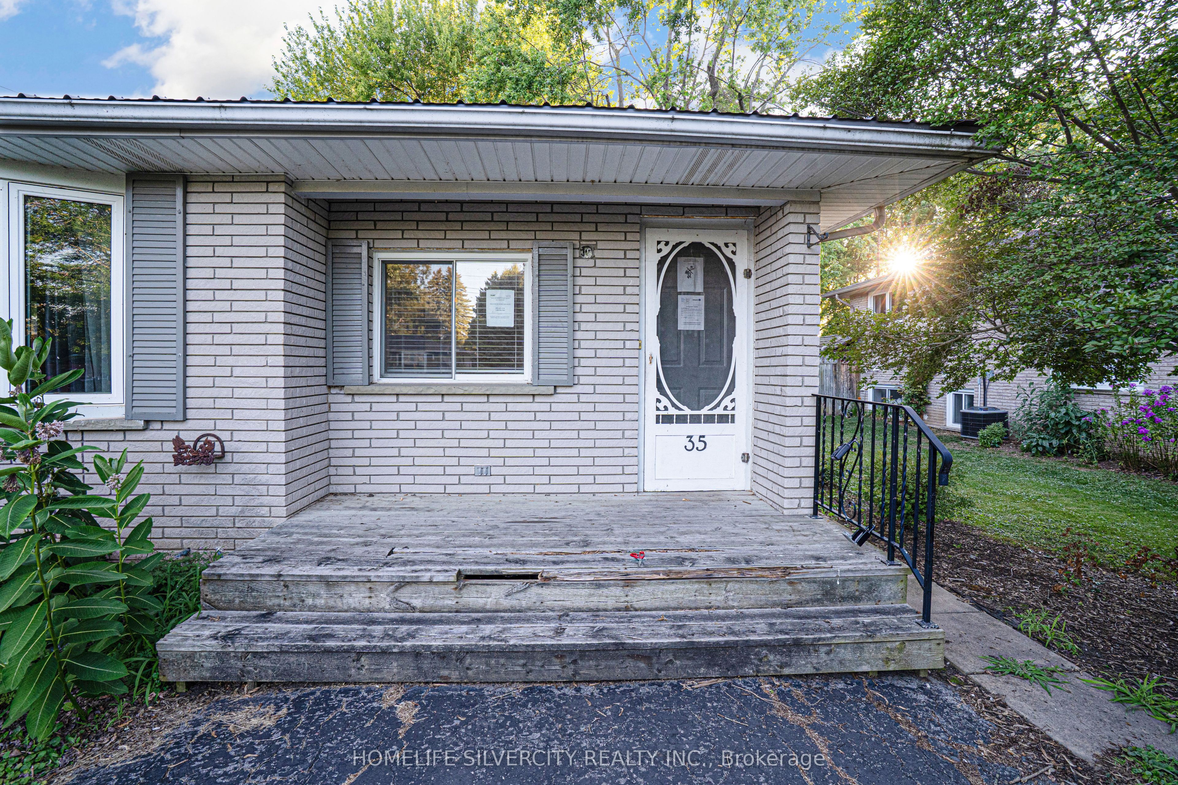 35 Lynn Park Avenue Property Photo 10