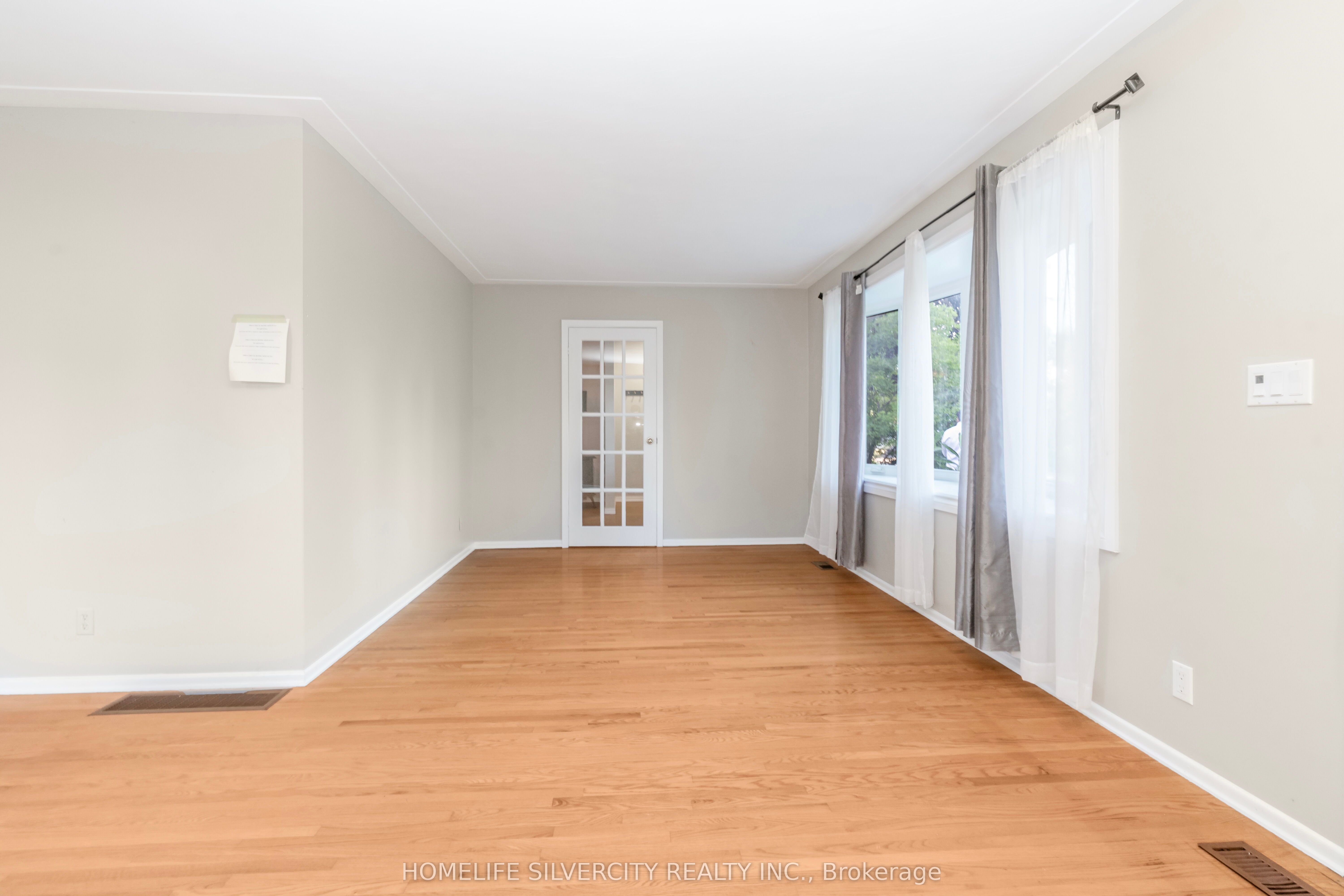 35 Lynn Park Avenue Property Photo 14